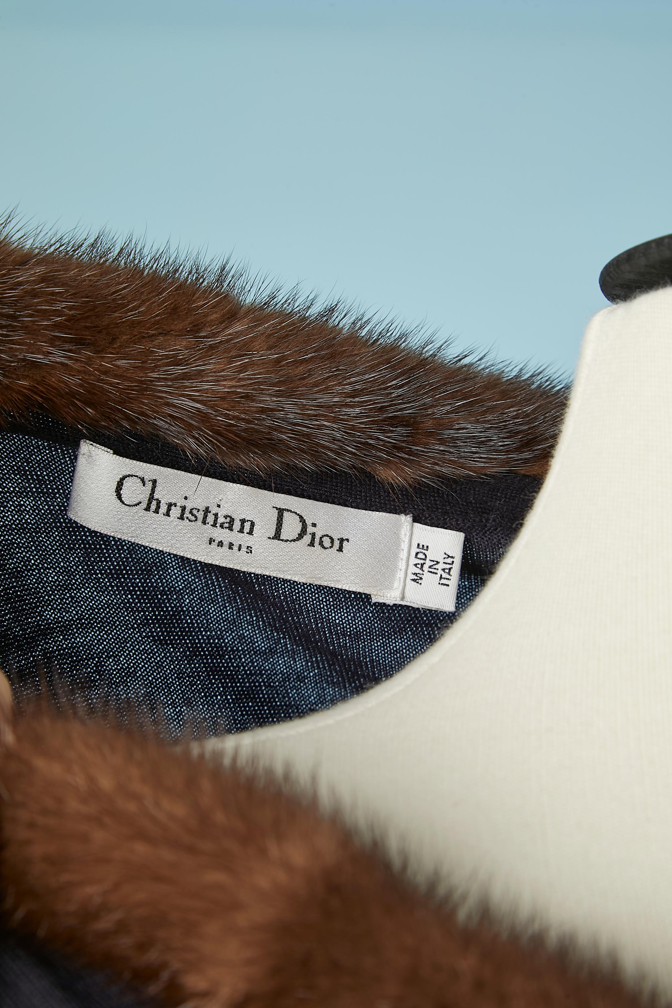 Cardigan en cachemire bleu marine avec bord en vison Christian Dior  en vente 1