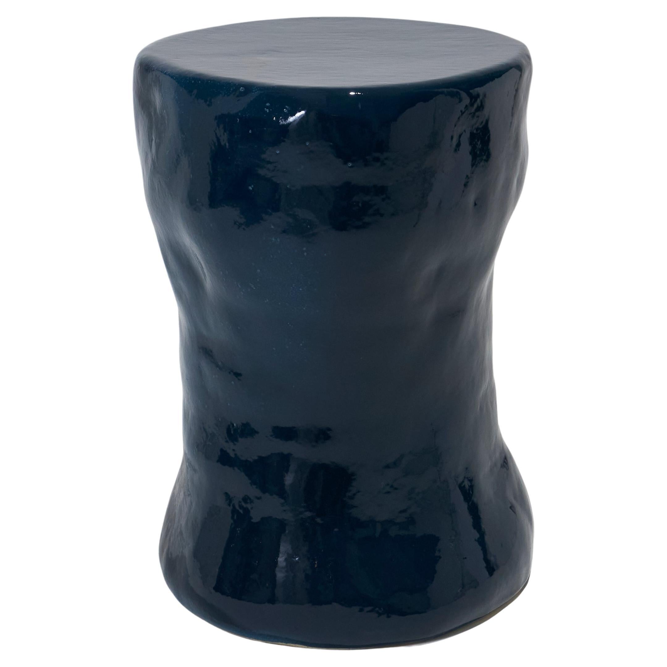 Table d'appoint en céramique bleu marine par Project 213A en vente