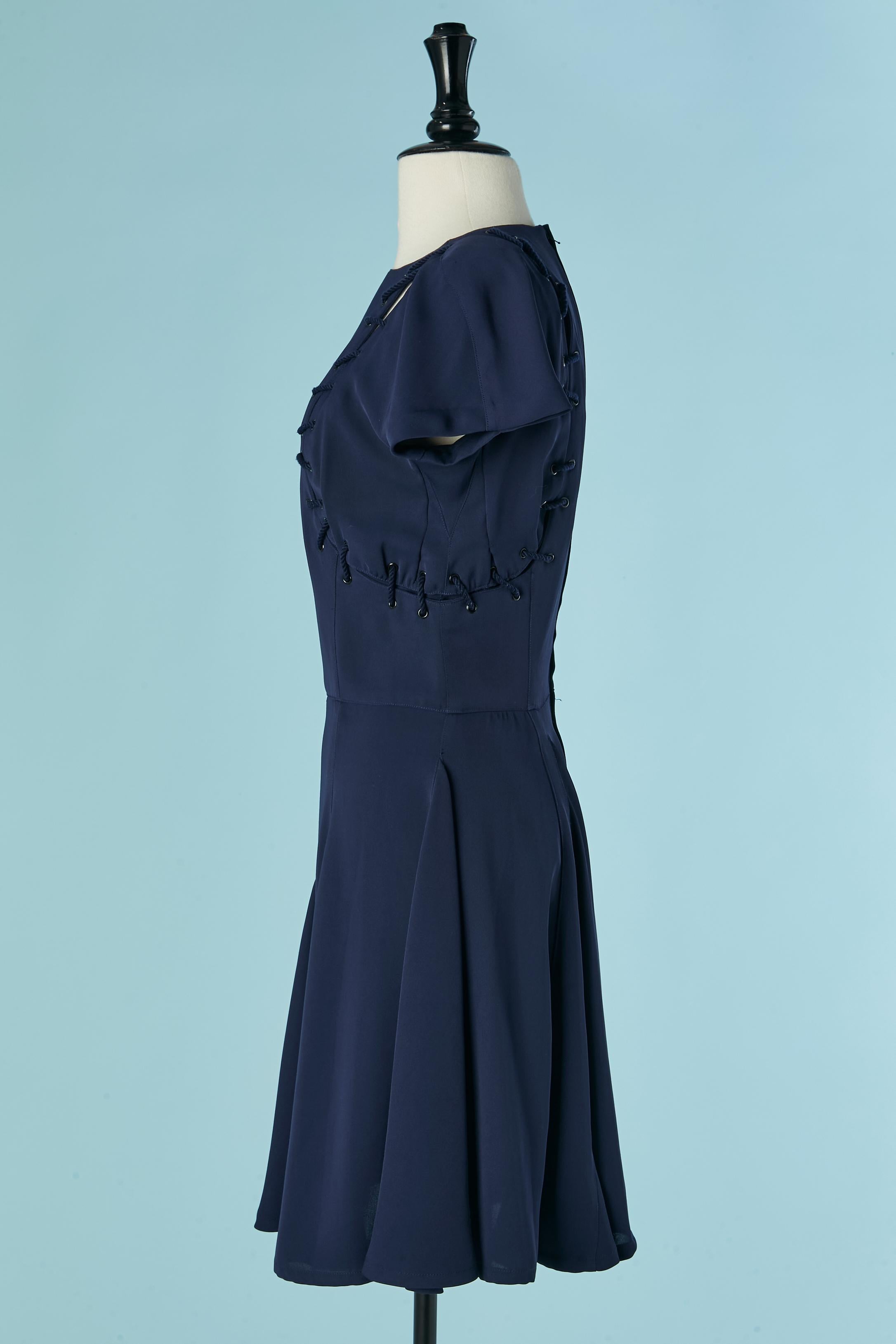 Vestido de cóctel azul marino con encajes THIERRY MUGLER en Excelente estado para la venta en Saint-Ouen-Sur-Seine, FR