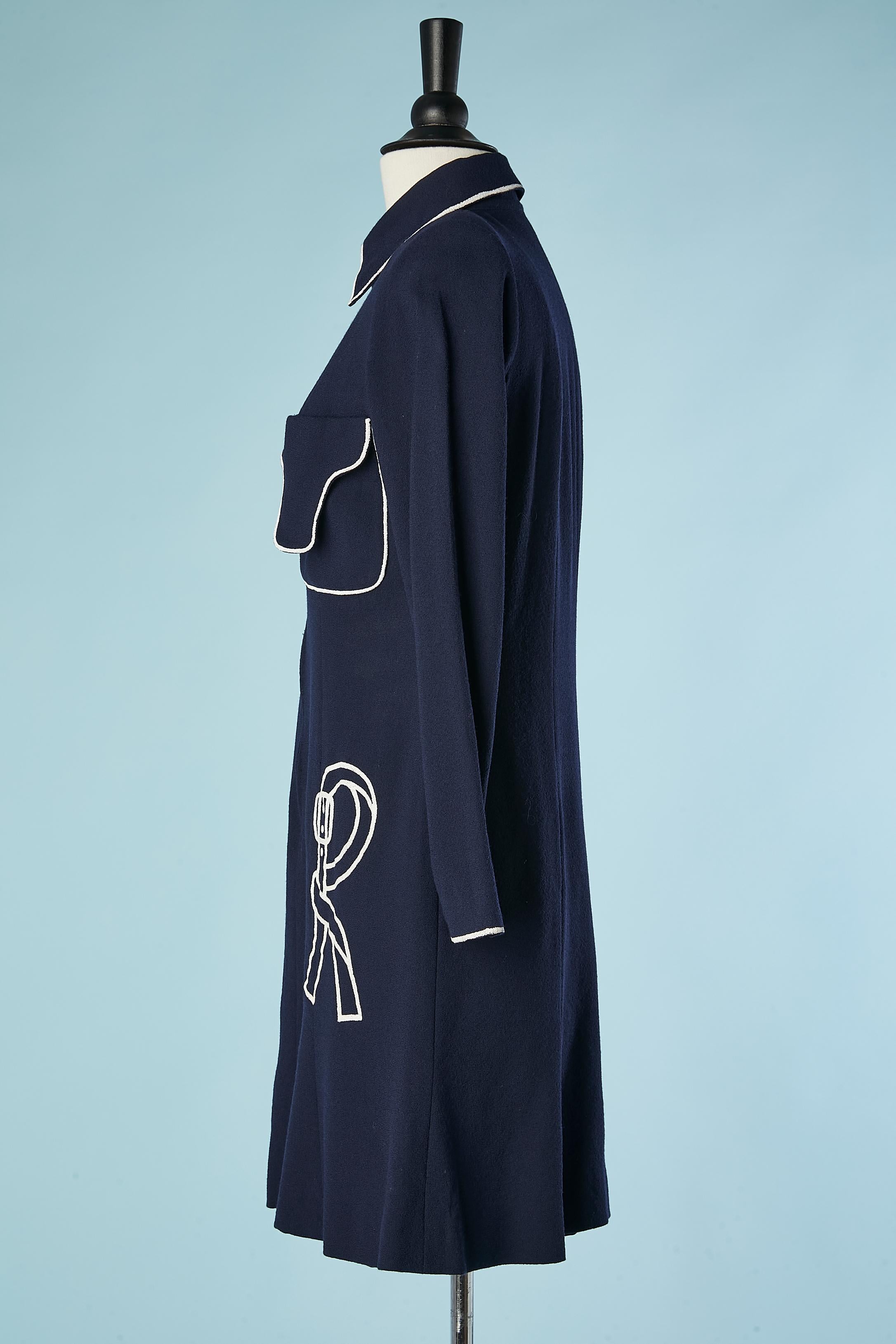 Marineblaues Crêpe-Kleid mit weißer handgemalter Paspel  Roberta Di Camerino Damen im Angebot