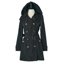 Trench doppiopetto blu navy con cappuccio staccabile Burberry Brit New Trench doppiopetto blu navy con cappuccio staccabile Burberry Brit New