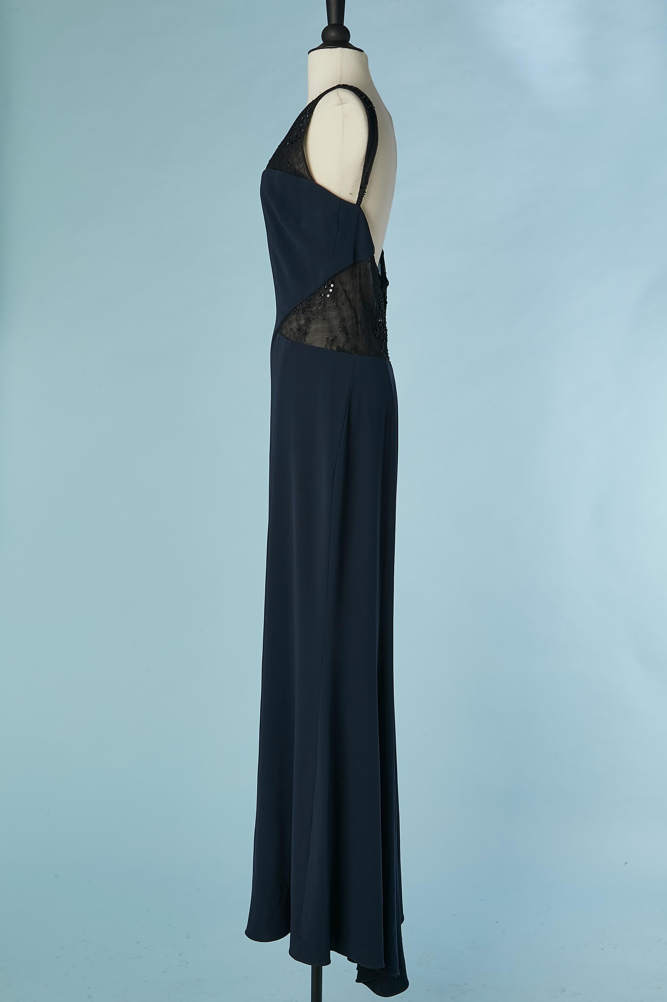 Navy blue evening dress with black lace, sequin and beads inset Lorena Sarbu In Excellent Condition For Sale In Saint-Ouen-Sur-Seine, FR