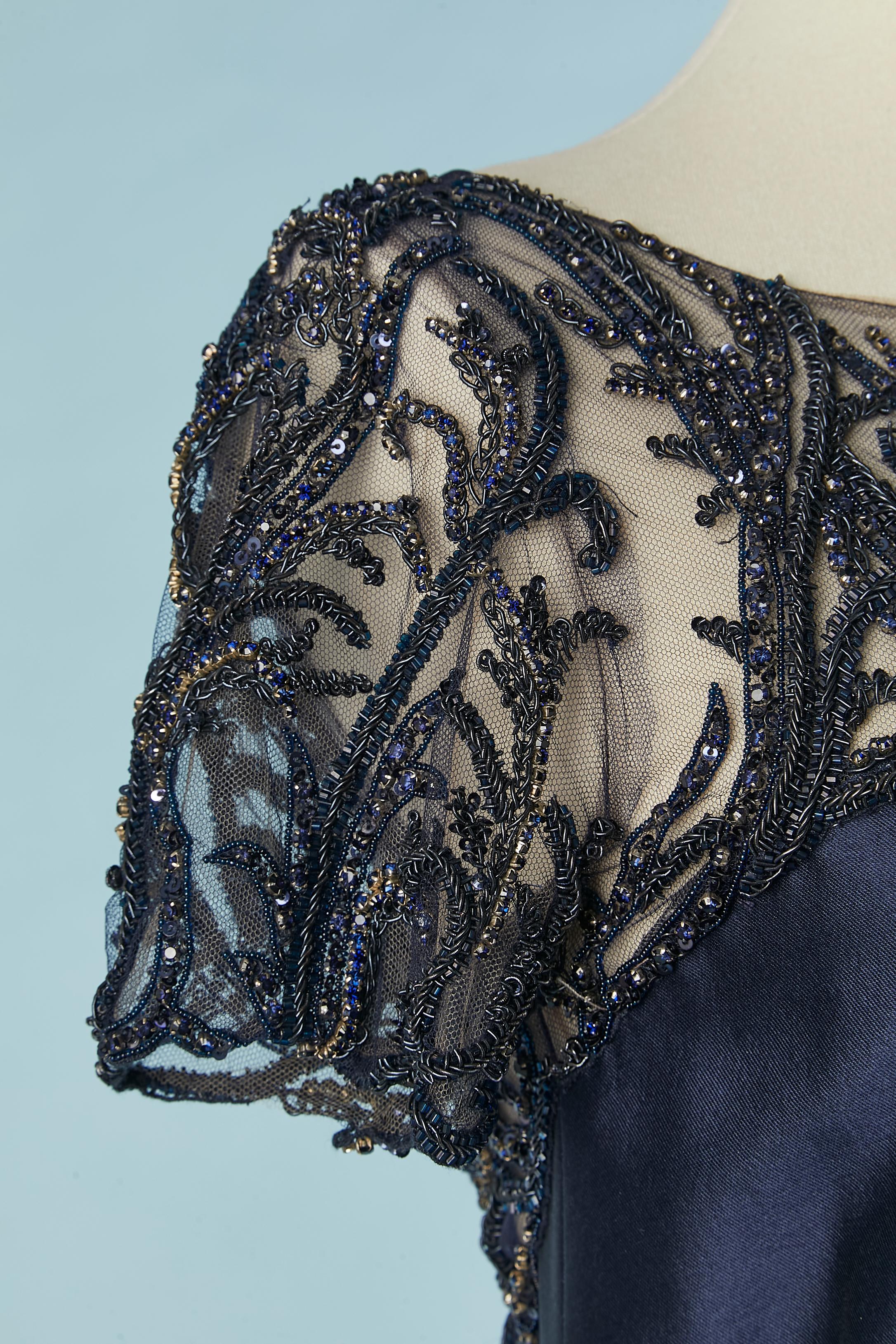 Black Navy blue evening gown in twill silk and embroideries with drag Lorena Sarbu For Sale