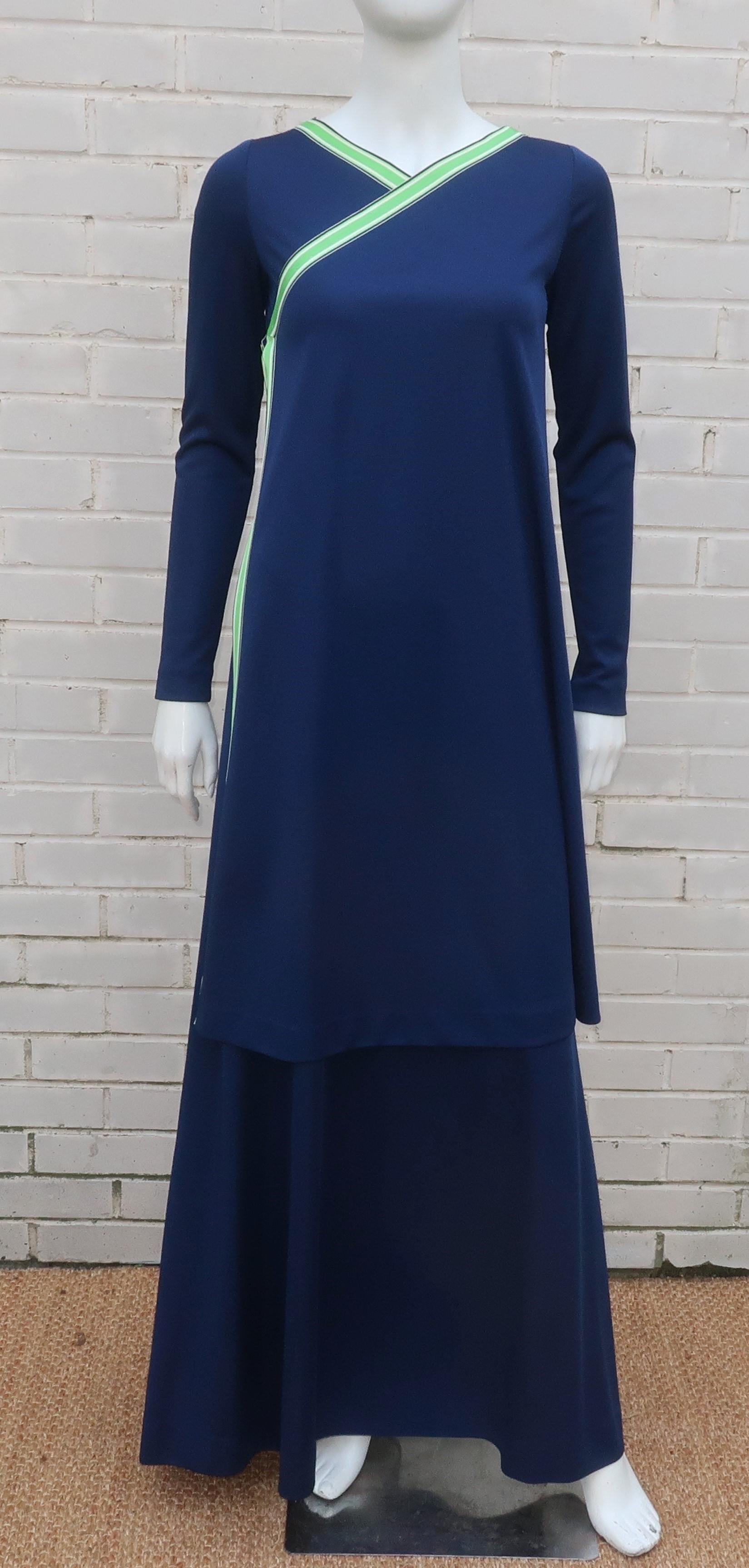 Navy Blue Jersey One Shoulder Maxi Dress With Tunic Wrap, 1970's In Good Condition For Sale In Atlanta, GA