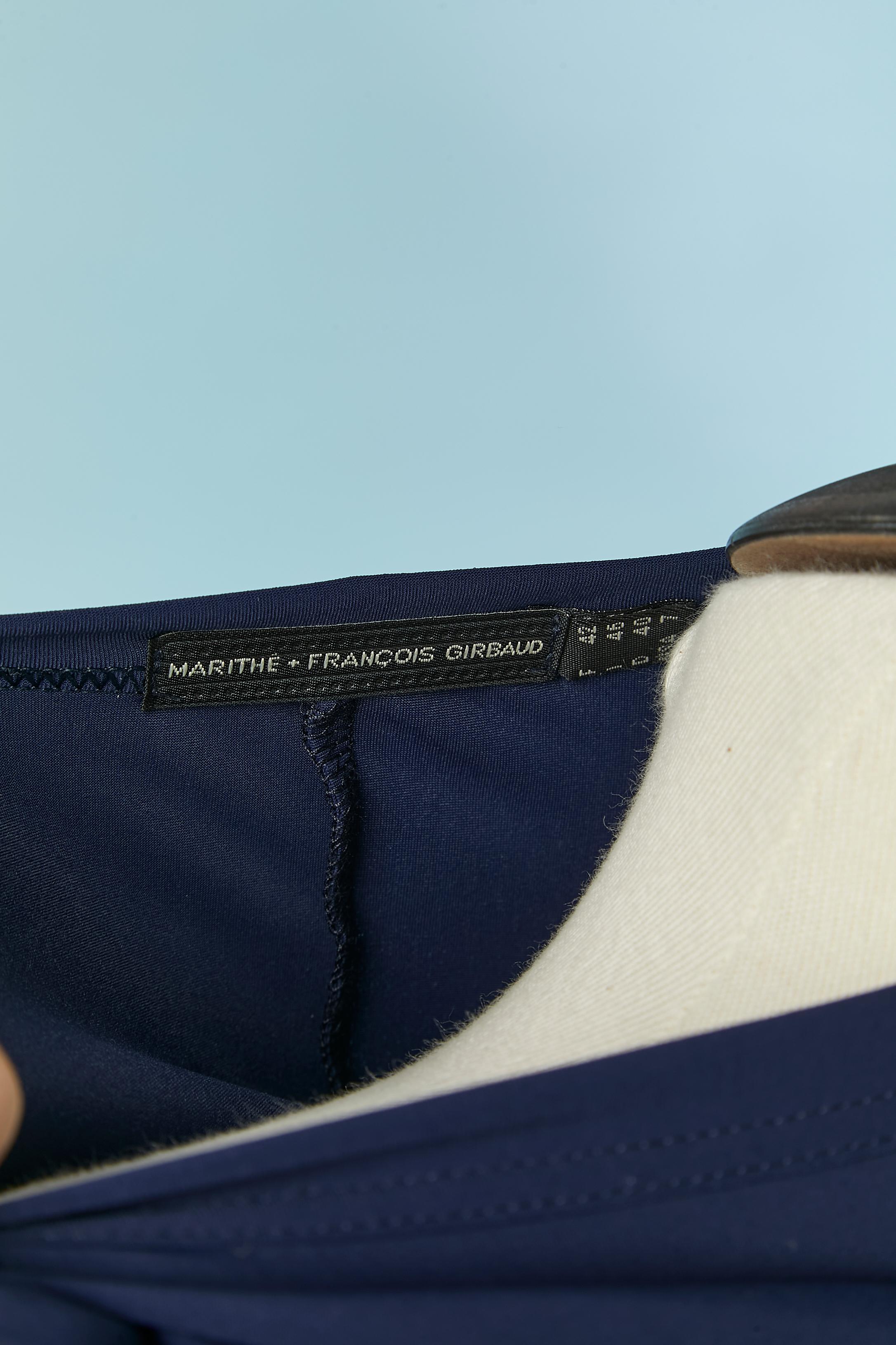 Marineblaues, ärmelloses, asymmetrisches Jersey-Kleid M+F Girbaud im Angebot 3