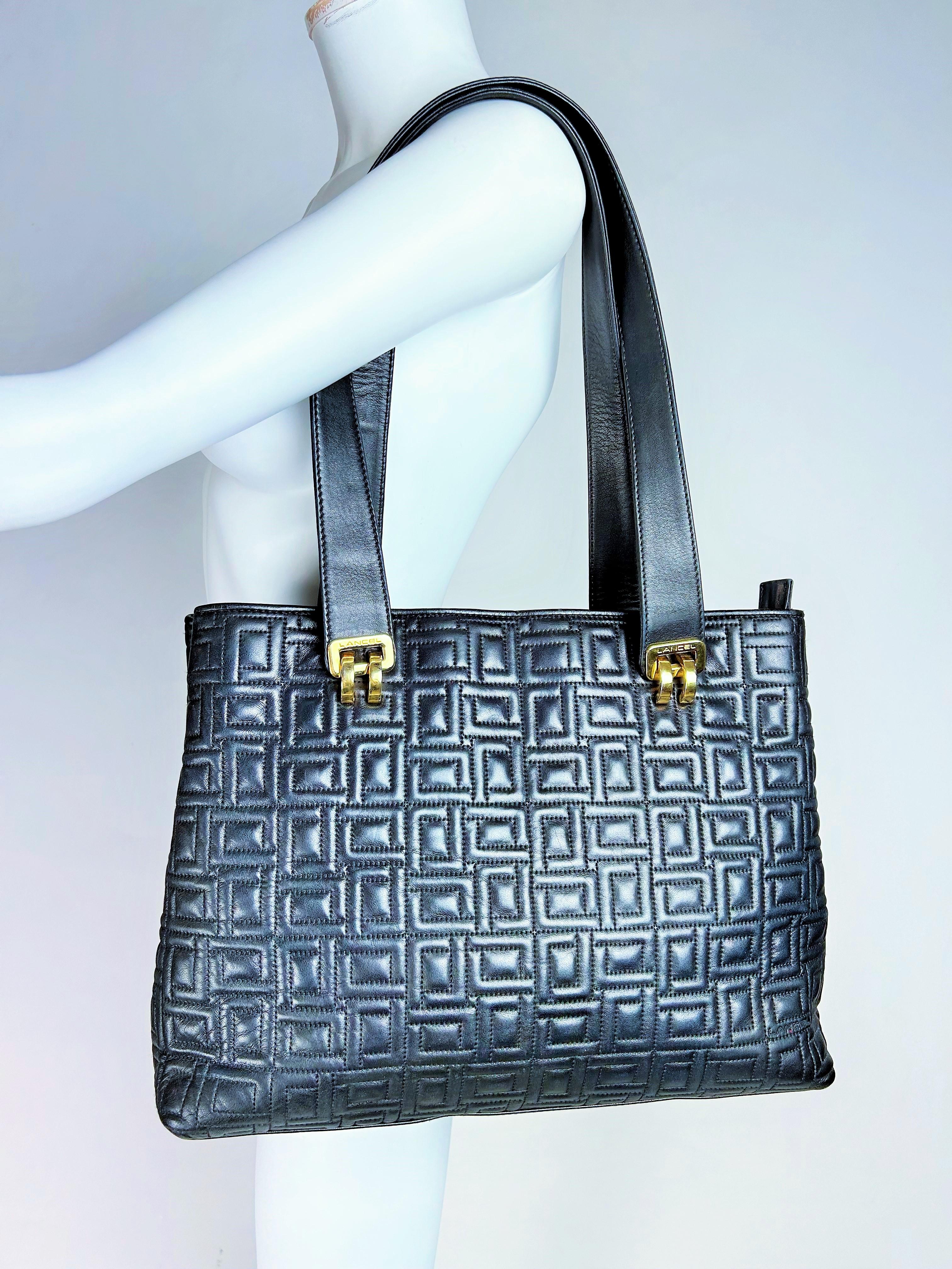 Bolso de piel azul marino de Lancel con bolsa - Francia Circa 1990 Gris en venta