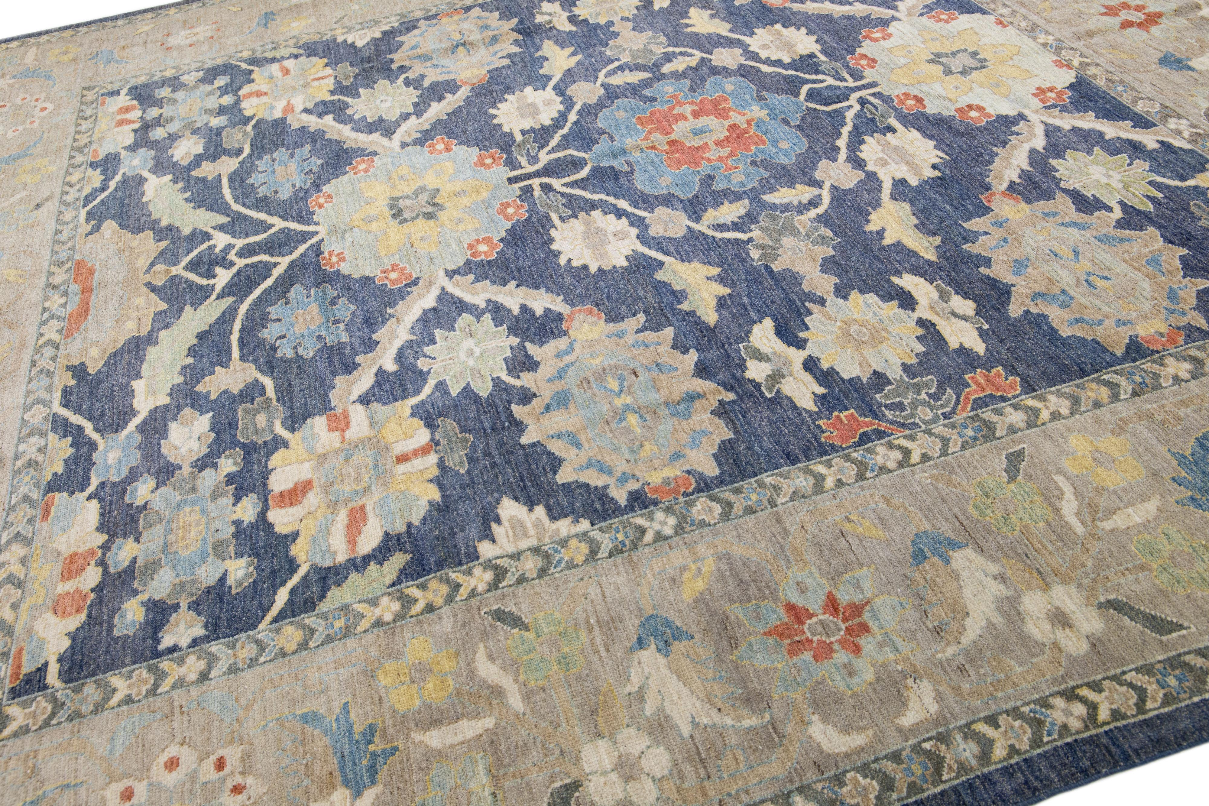 Navy Blue Modern Sultanabad Handmade Floral Design Wool Rug In New Condition For Sale In Norwalk, CT