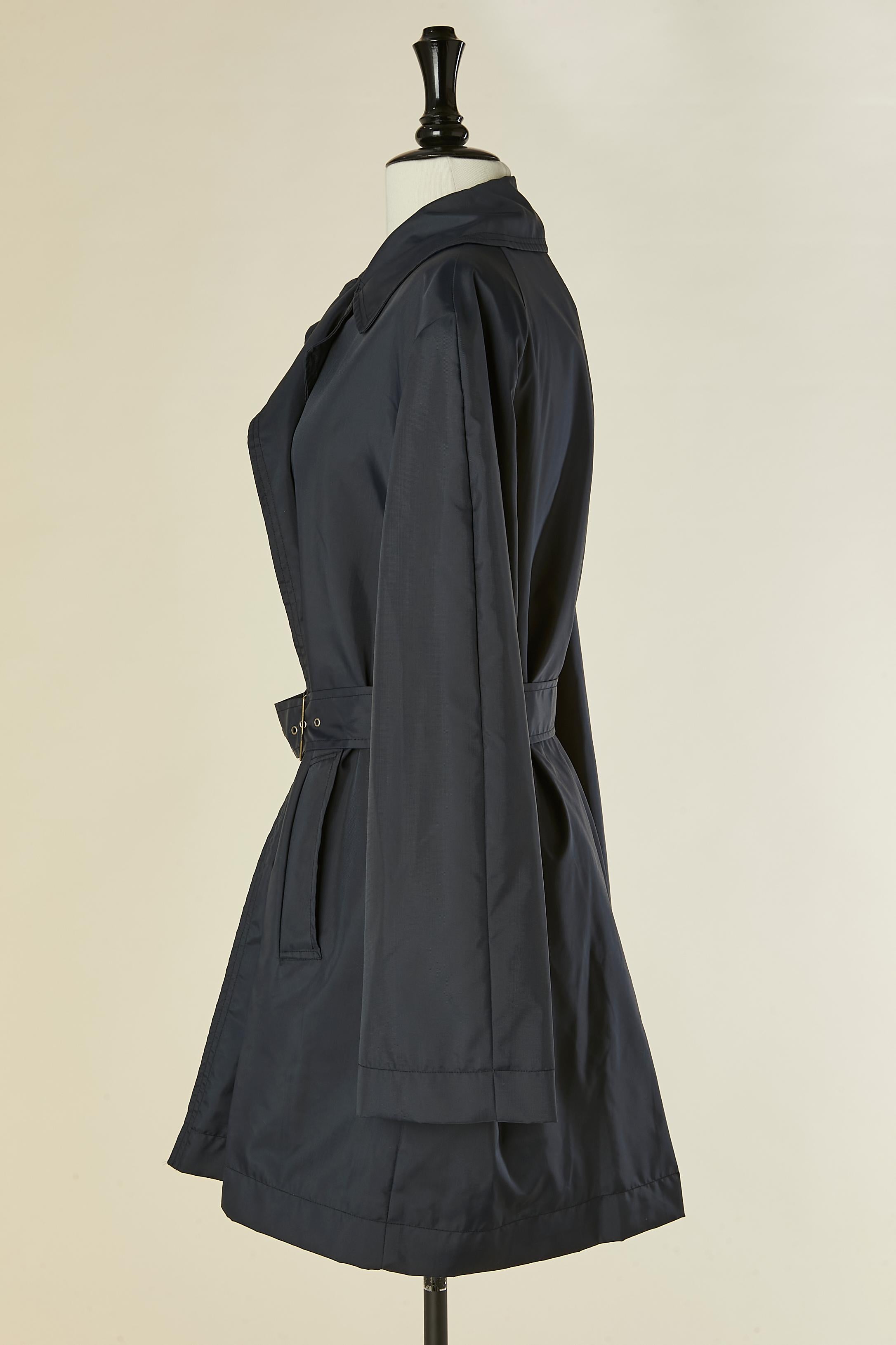 Impermeabile raglan in nylon blu navy con cintura HELMUT Lang In condizioni ottime in vendita a Saint-Ouen-Sur-Seine, FR