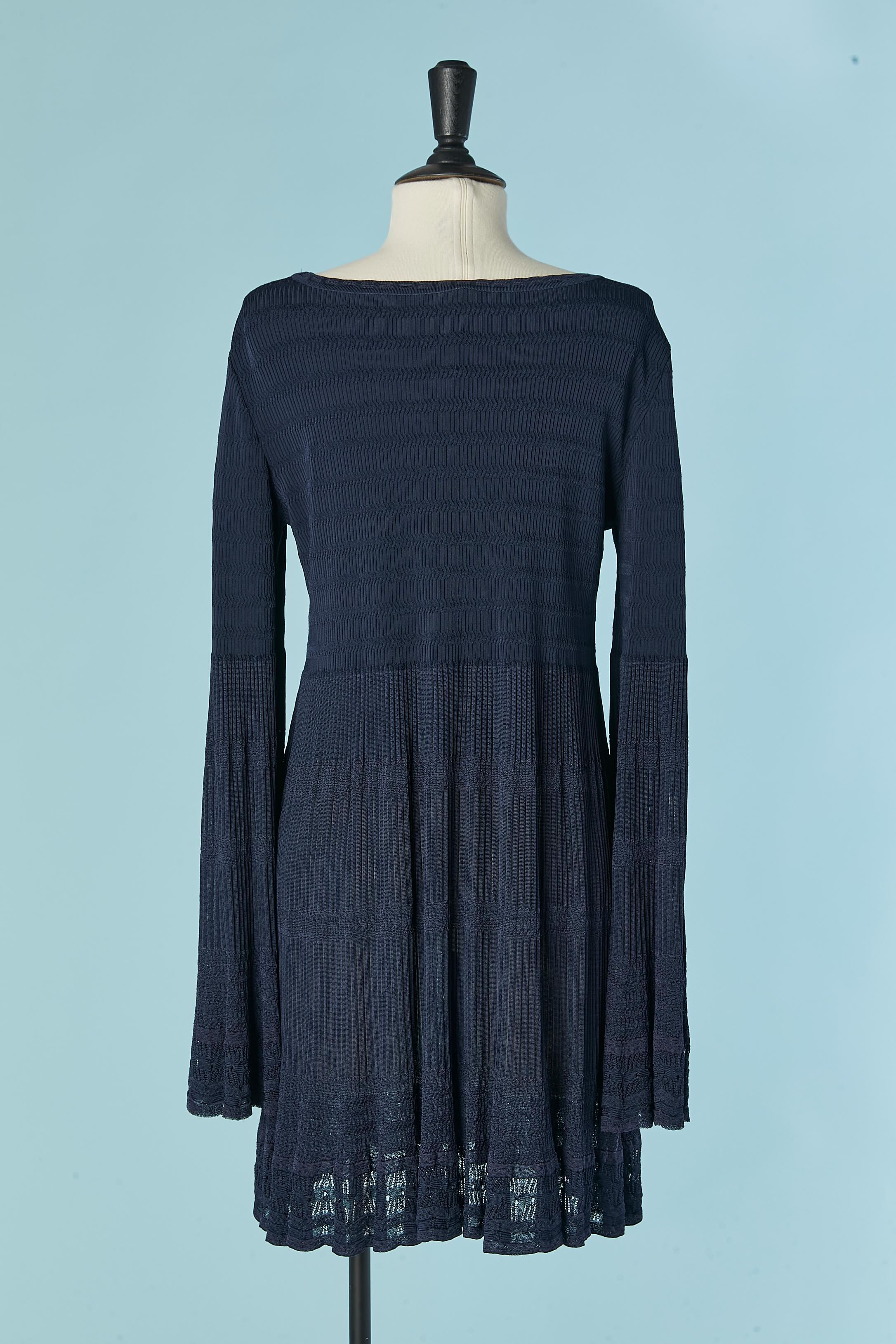 Navy blue rayon knit dress with wide sleeves ALAIA For Sale 3