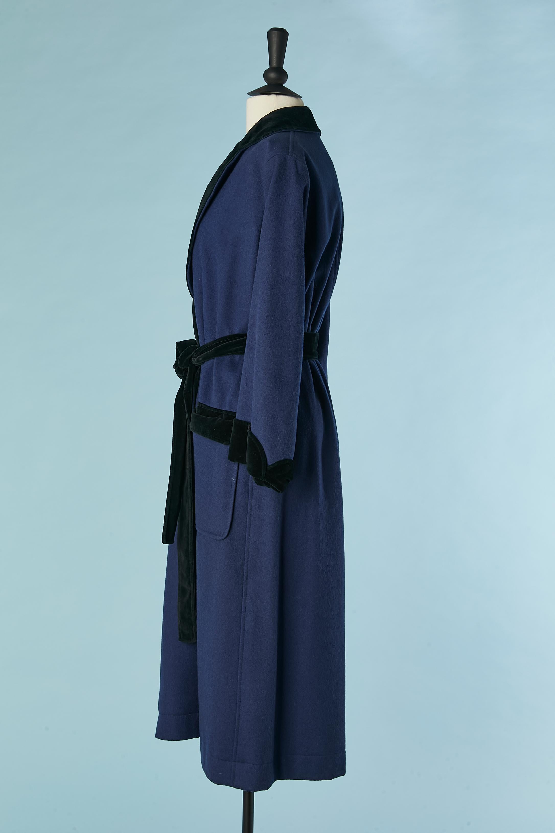Navy blue Robe-coat with black velvet details Saint Laurent Rive Gauche In Excellent Condition In Saint-Ouen-Sur-Seine, FR
