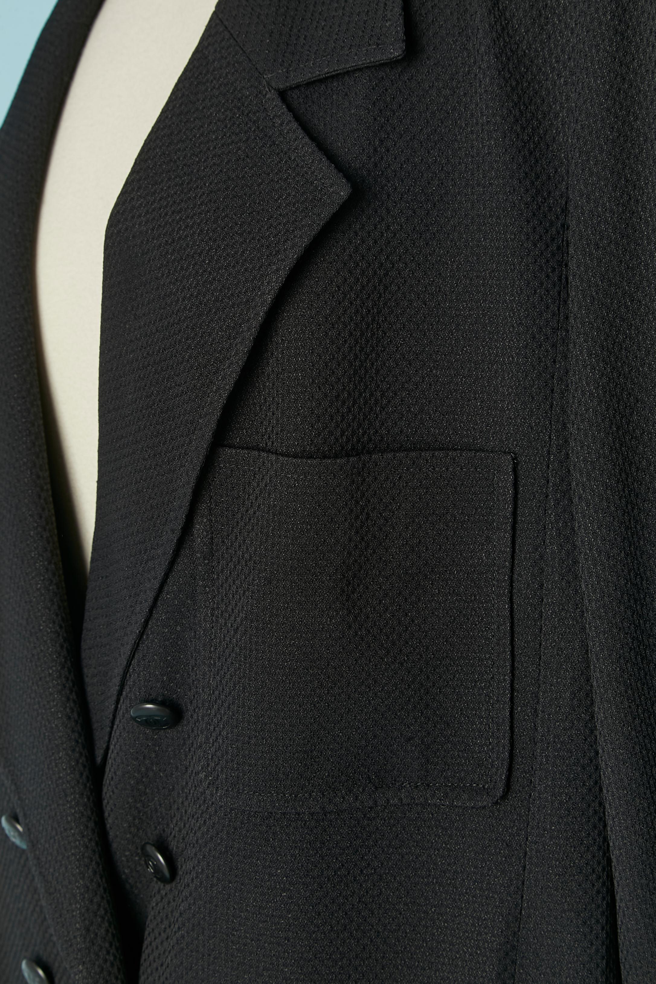 Traje-falda azul marino con chaqueta cruzada CHANEL Boutique en Excelente estado para la venta en Saint-Ouen-Sur-Seine, FR
