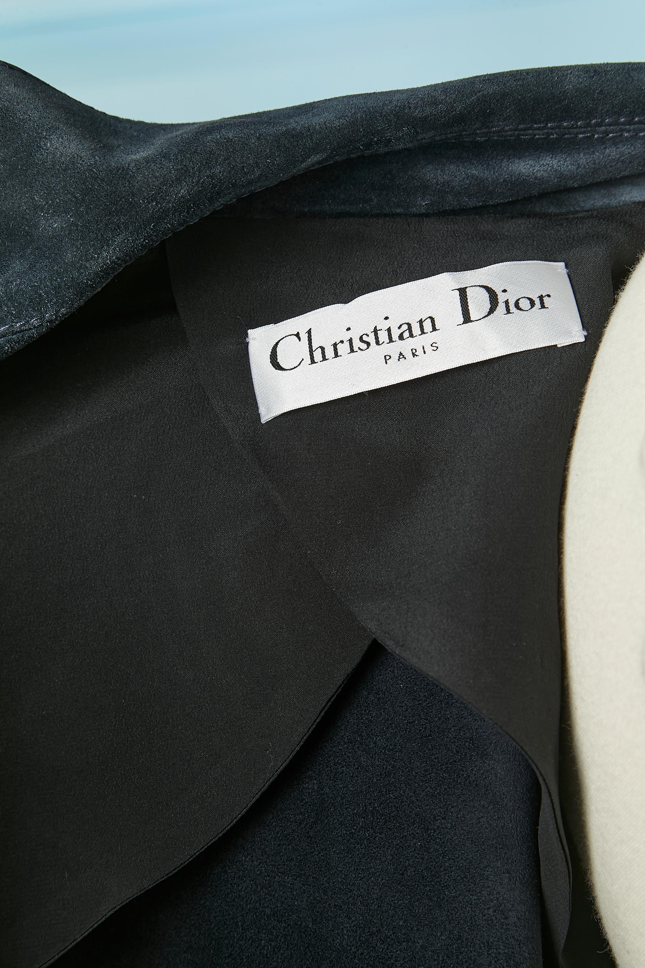 Marineblauer Wildleder-Trenchcoat von Christian Dior im Angebot 3