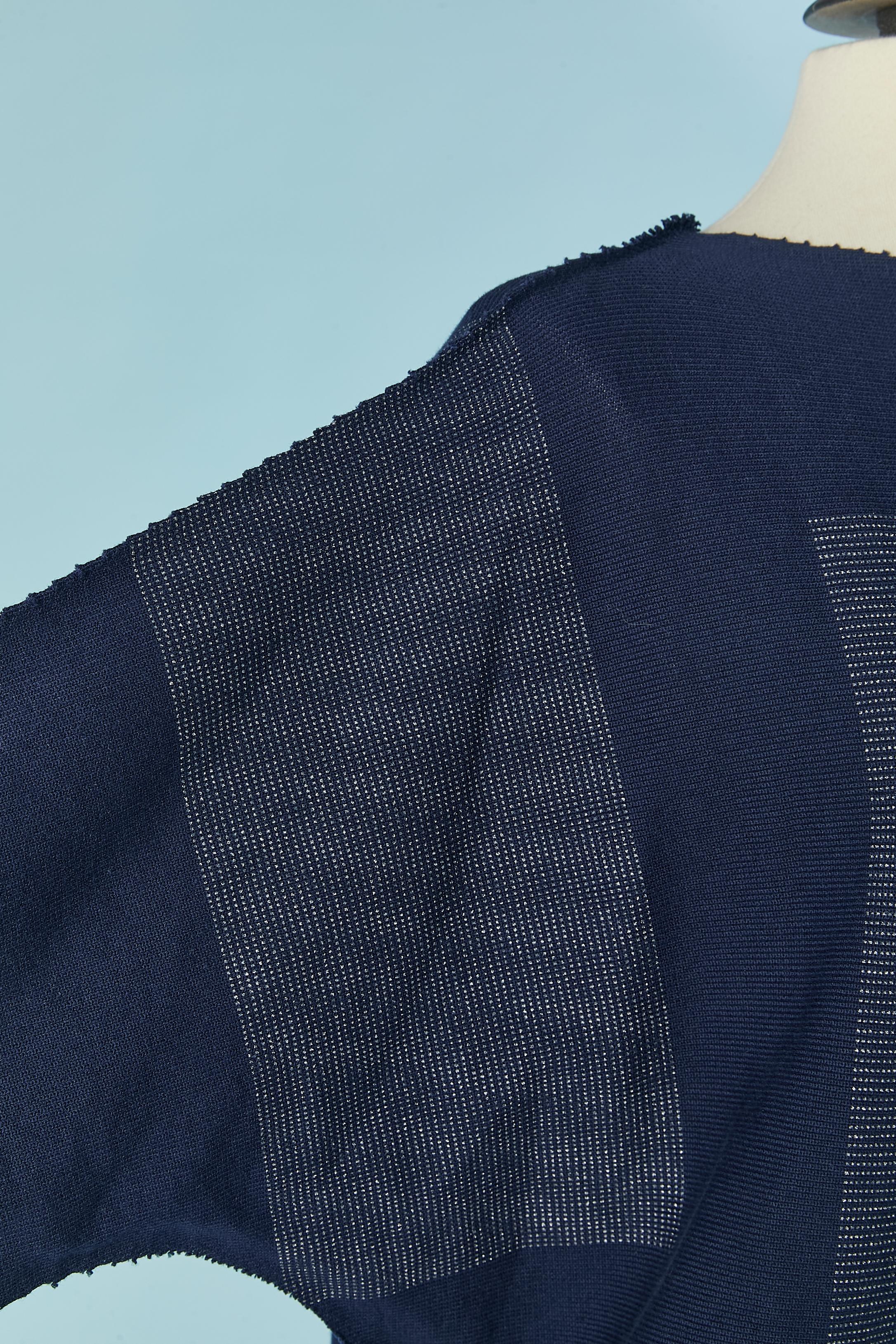 Nero Maglione e pantaloni blu navy in maglia jacquard ISSEY MIYAKE New in vendita