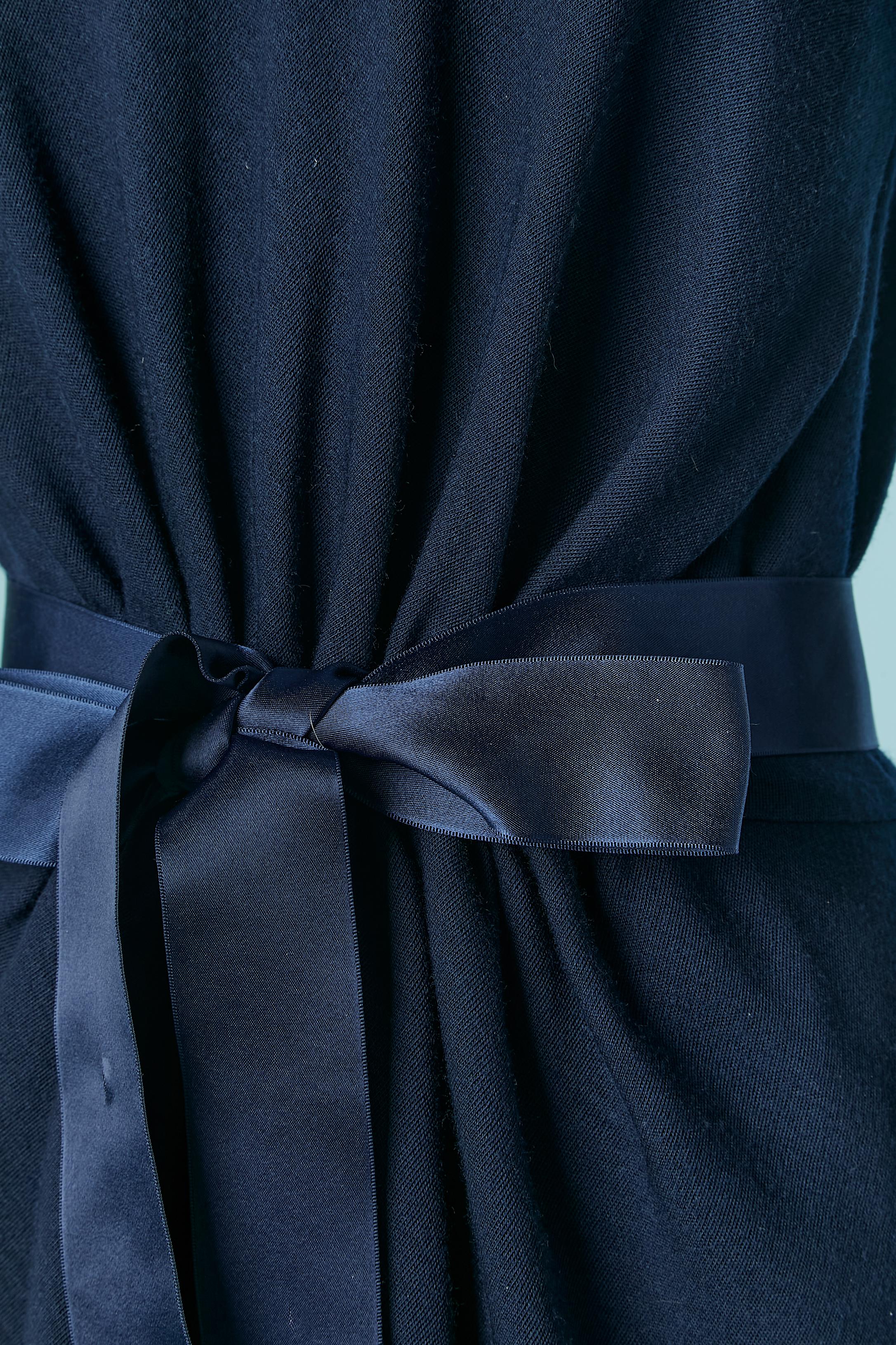 Black Navy blue wool jersey dress with satin belt Geoffrey Beene for Neiman Marcus For Sale