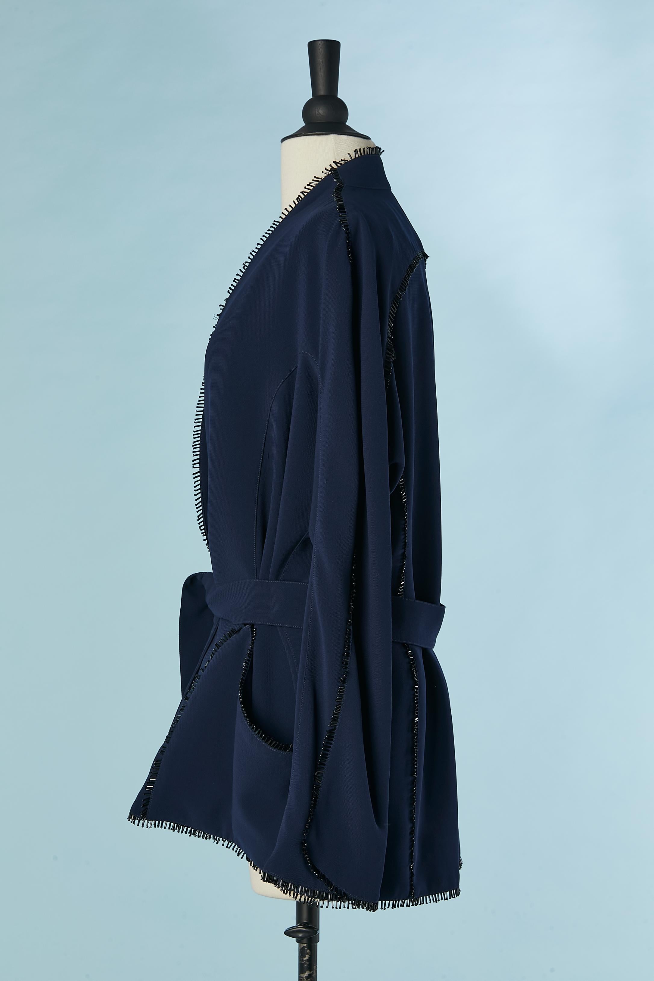 De las mujeres Chaqueta azul marino con cinturón y ribetes de cuentas negras Thierry Mugler en venta