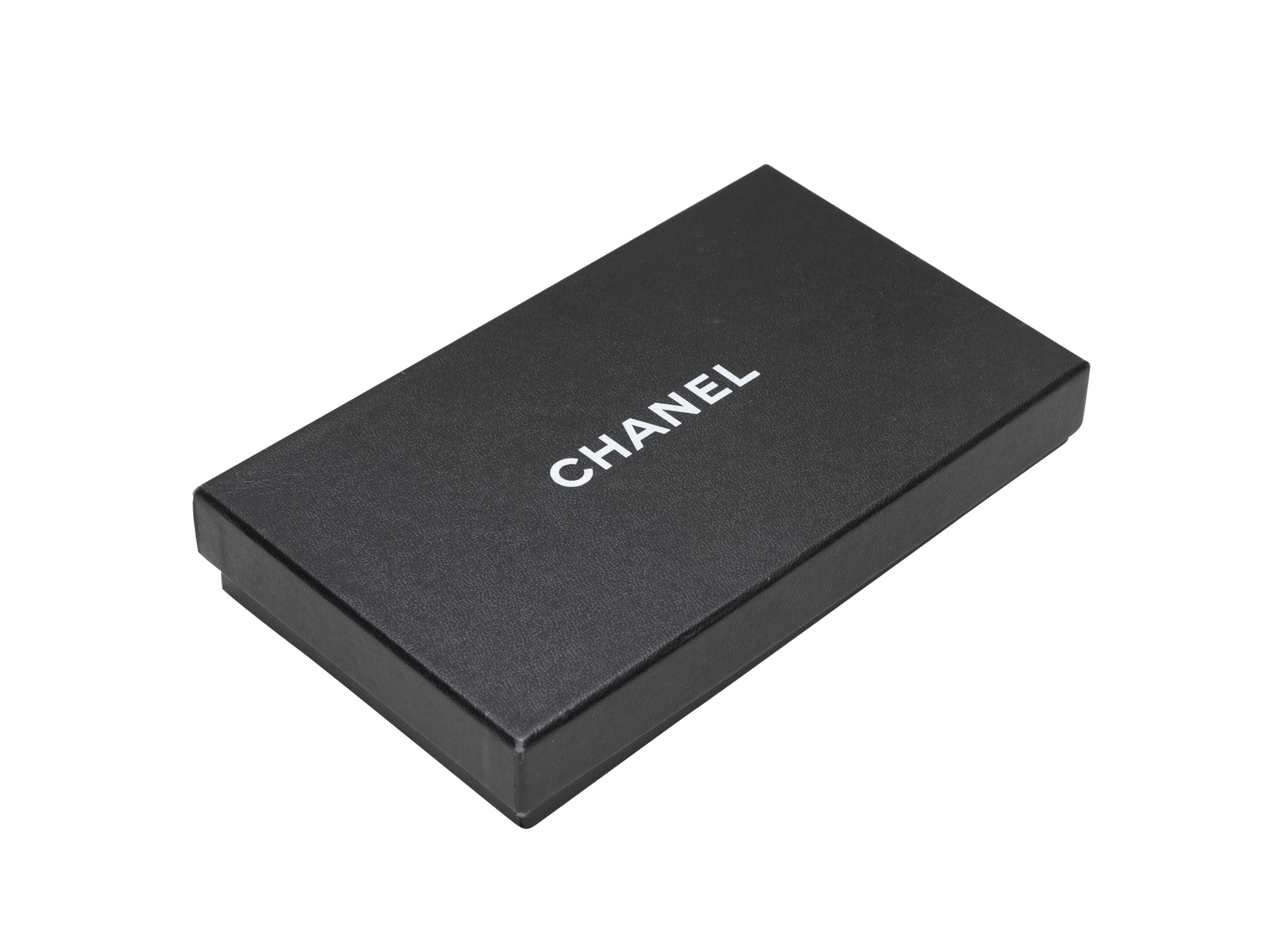 Marineblaues Chanel Metallic-Pflanzgefäß aus gestepptem CC im Angebot 1