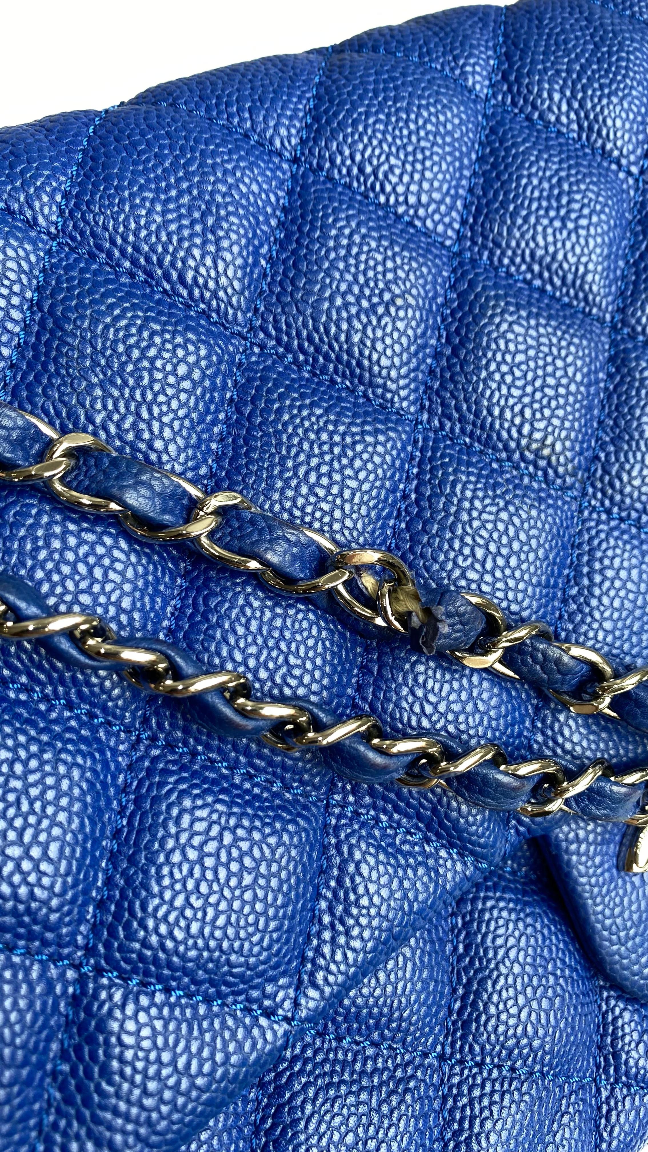 Navy Chanel Quilted Jumbo Bag  In Good Condition In London, GB