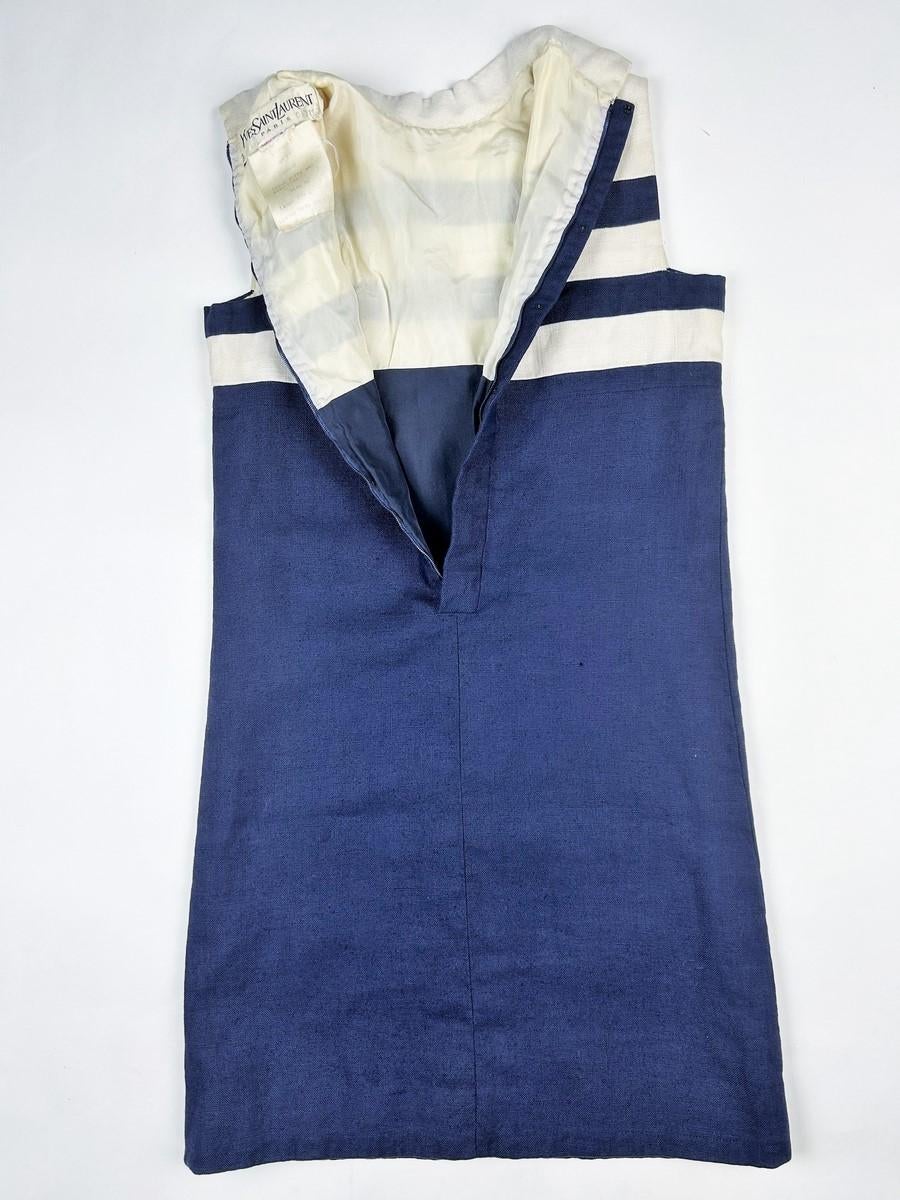 Abito navy in lino di Yves Saint Laurent Couture numerato 011709 Circa 1966 in vendita 6