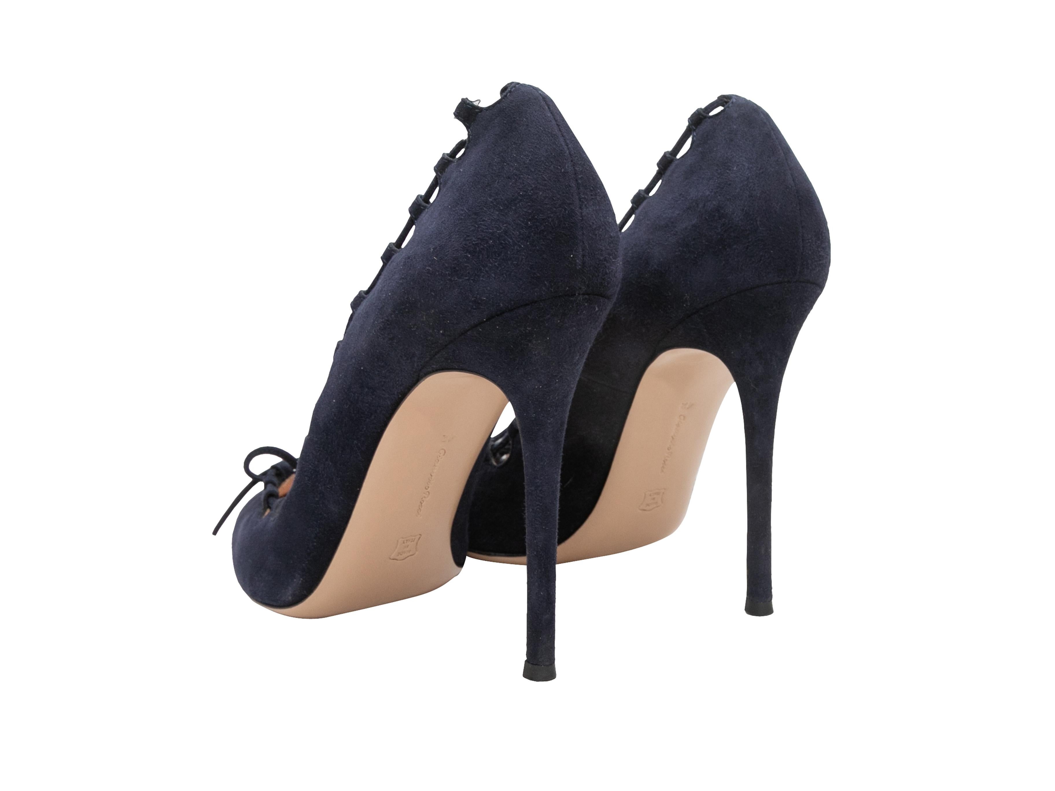 Gianvito Rossi escarpins à bout pointu en daim bleu marine, taille 42 Bon état - En vente à New York, NY