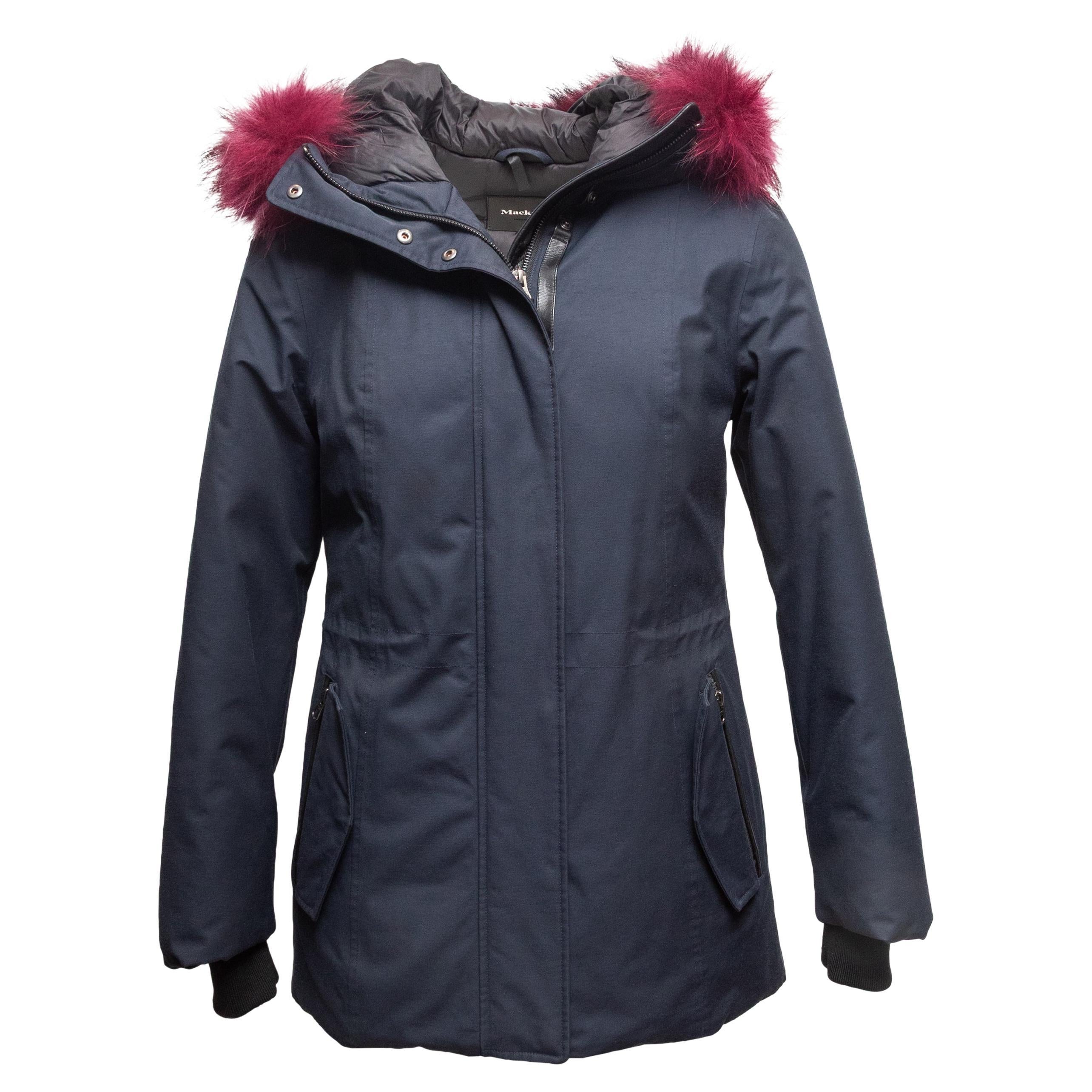 Abrigo de plumas con capucha y ribete de piel Mackage azul marino Talla US XS