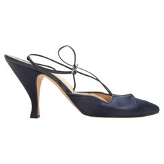 Tacchi a punta in raso Manolo Blahnik Navy