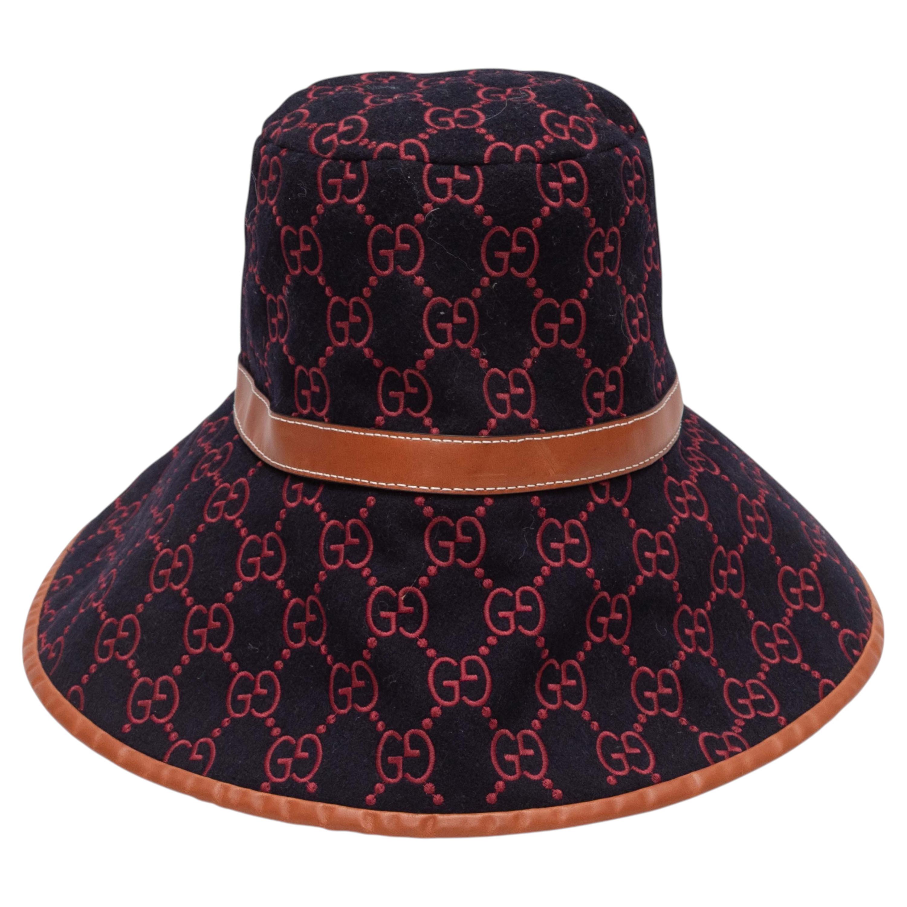 Cappello a secchiello in lana Monogram di Gucci, blu e multicolore