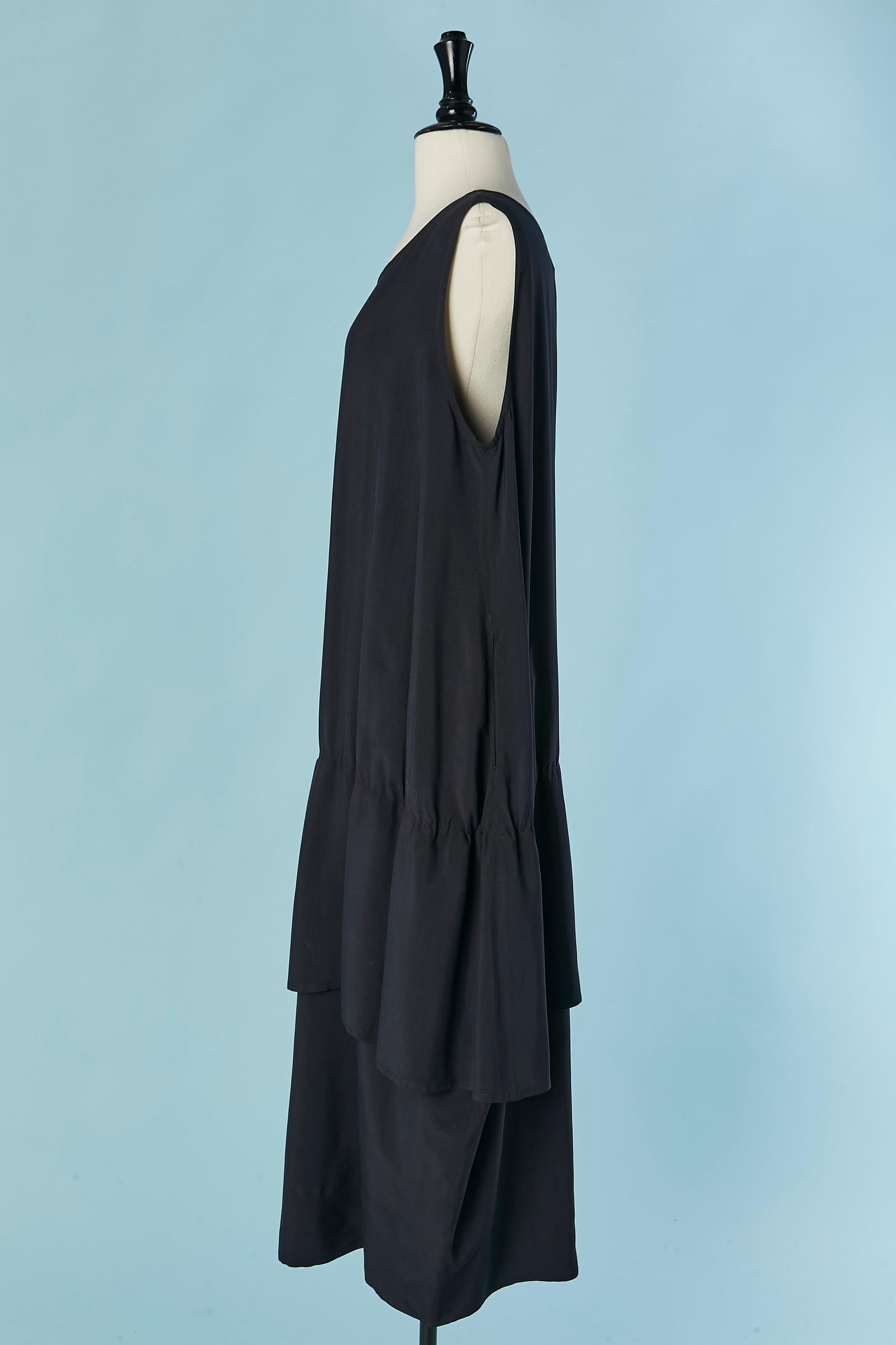 Abito senza maniche in rayon navy con un grande volant sui fianchi Yohji Yamamoto In condizioni ottime in vendita a Saint-Ouen-Sur-Seine, FR