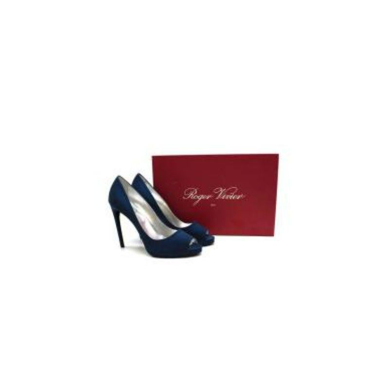 Roger Viver Navy satin peep toe heeled pumps
 
 - Classicly elegant peep toe heeled pumps in deep navy satin, set on a concealed front platform
 
 Material: 
 Satin 
 Leather 
 
 Made in Italy 
 
 PLEASE NOTE, THESE ITEMS ARE PRE-OWNED AND MAY SHOW