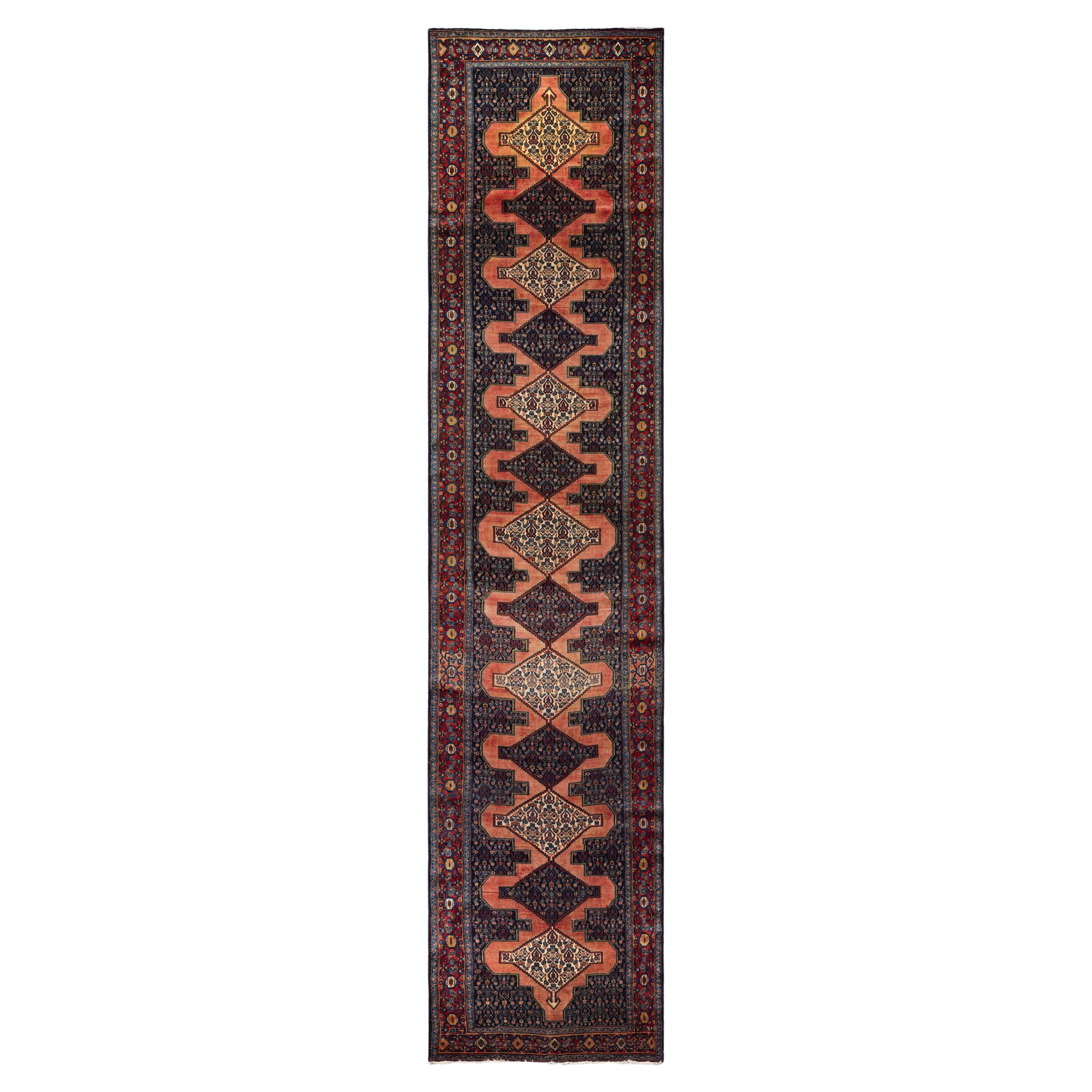 Navy Senneh Wool Hand Knotted Runner 4 ft x 17 ft , Stepped Medallion Corridor en venta