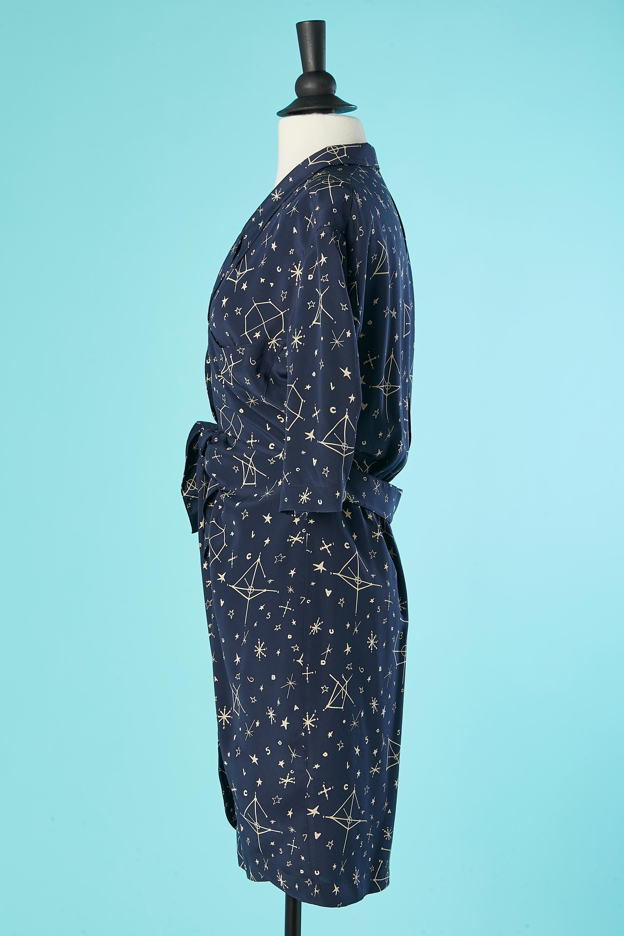 Robe de jour en soie bleu marine avec imprimé Galaxy Thierry Mugler  Excellent état - En vente à Saint-Ouen-Sur-Seine, FR