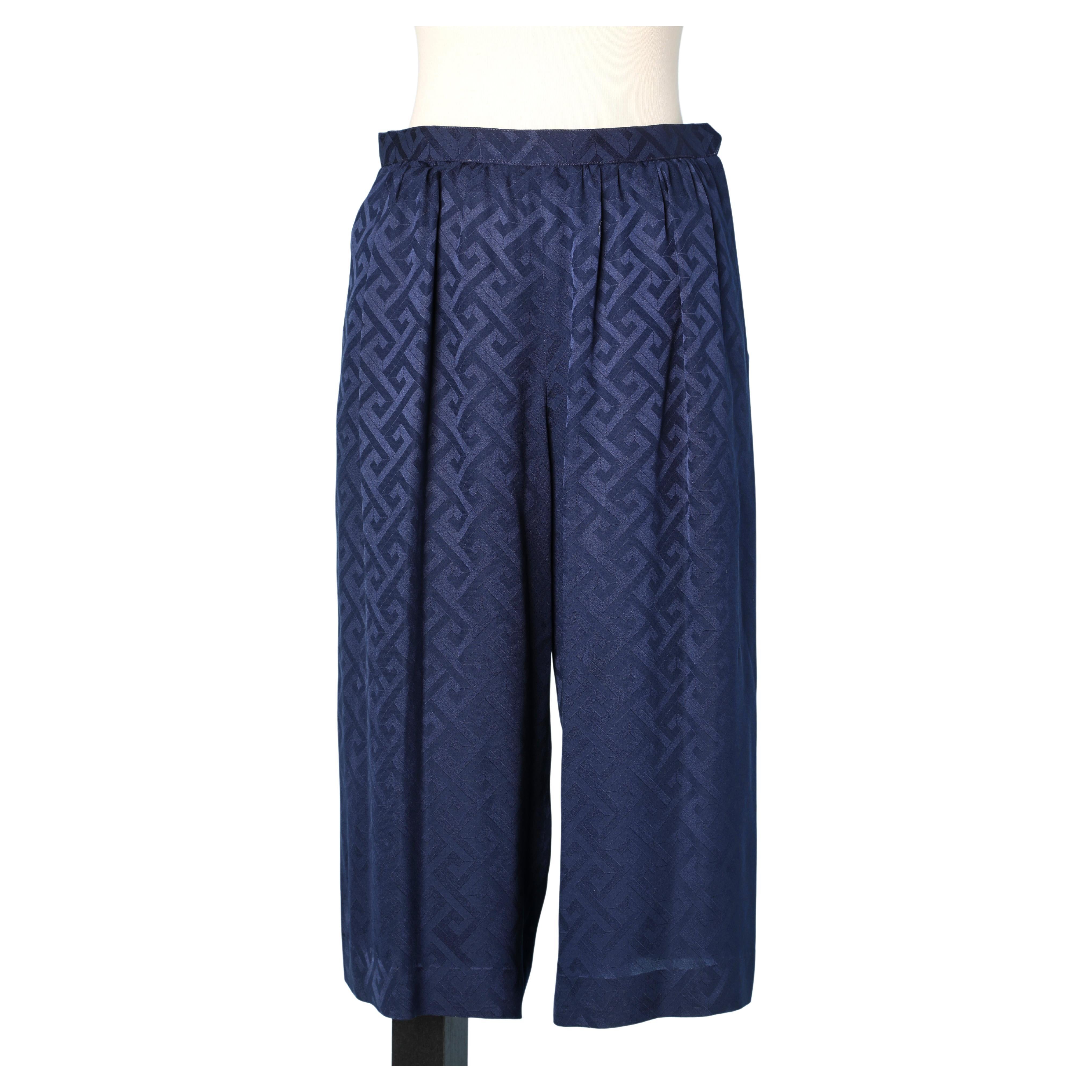 Navy silk jacquard bermuda Chanel Boutique 