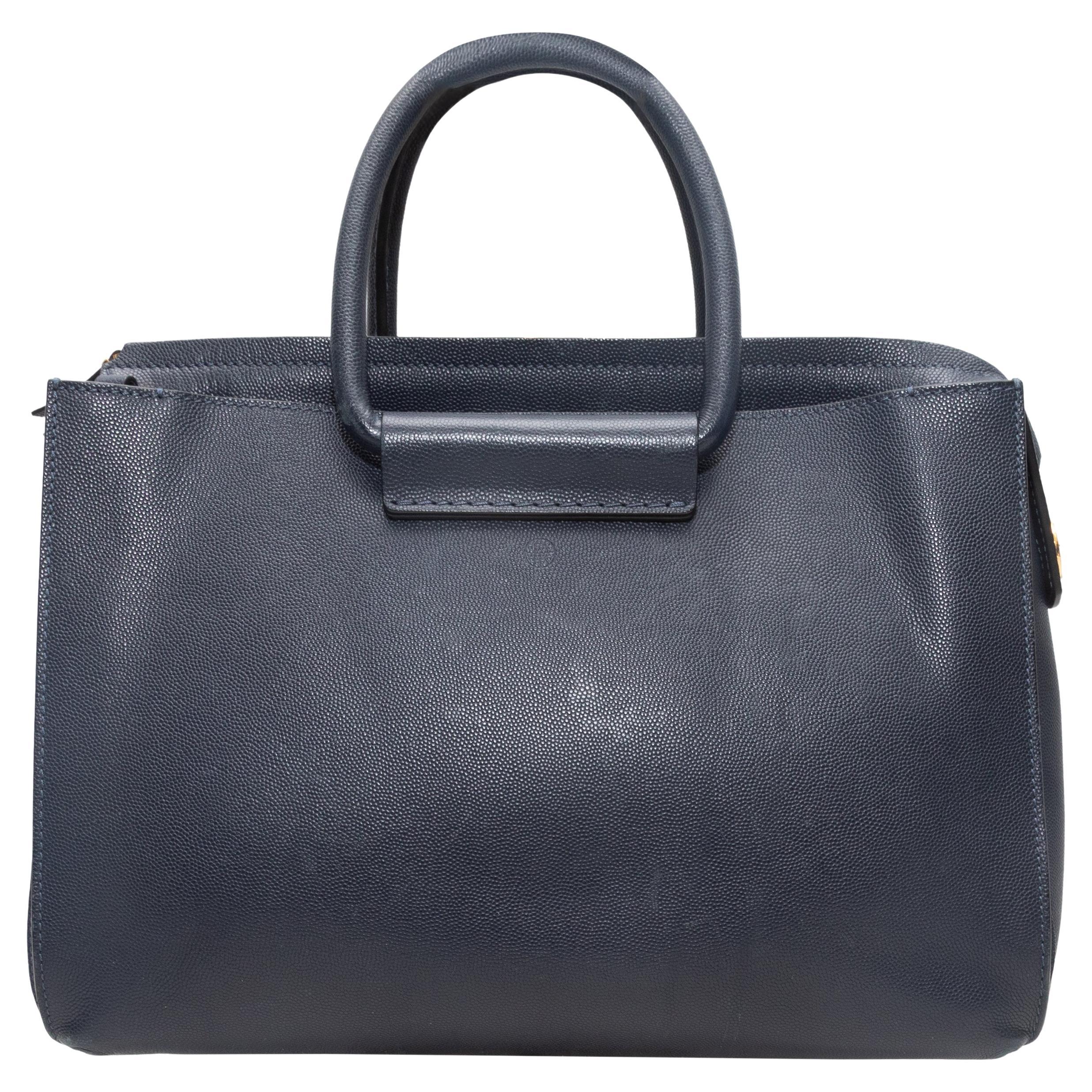 The Row - Sac fourre-tout en cuir grainé - Bleu marine en vente