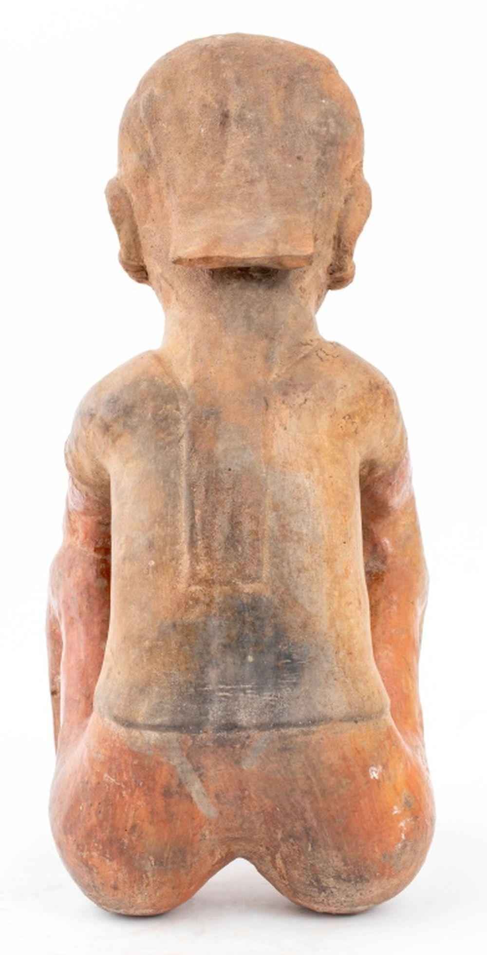 Figure masculine assise Pre-Columbian Nayarit en vente 1