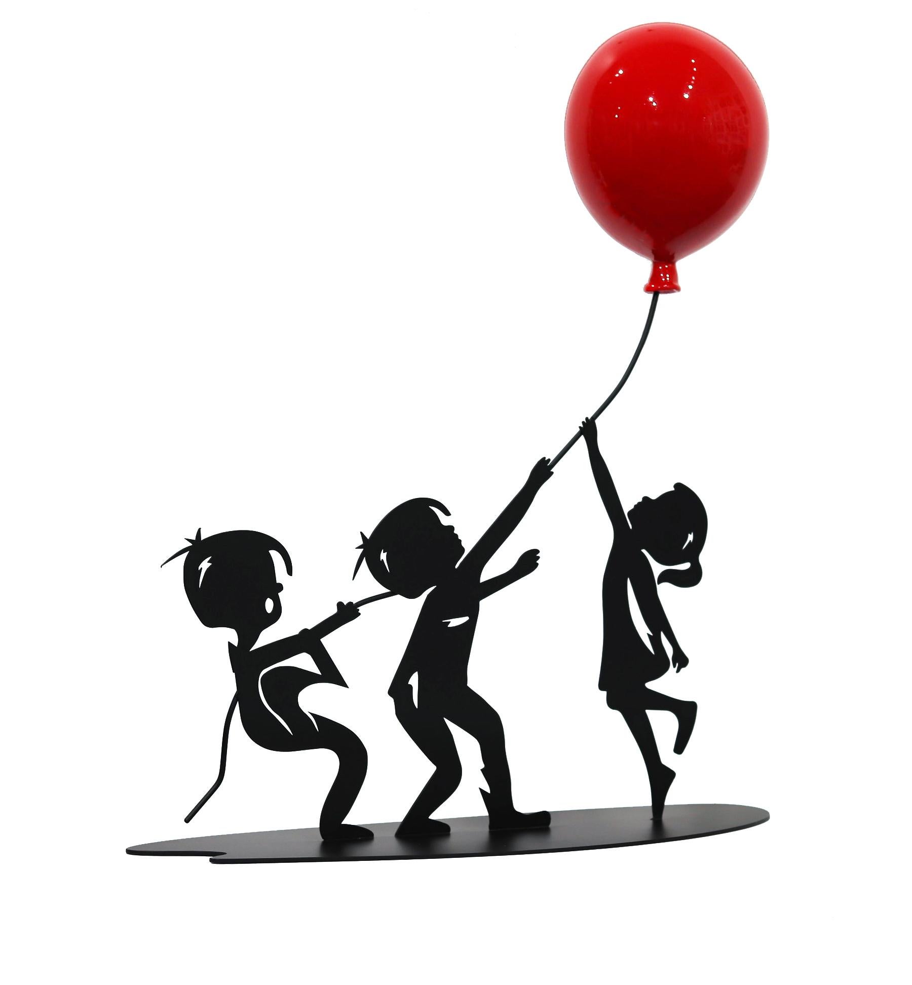Große Träume – Figurative Stahlskulptur mit glänzendem rotem Ballon