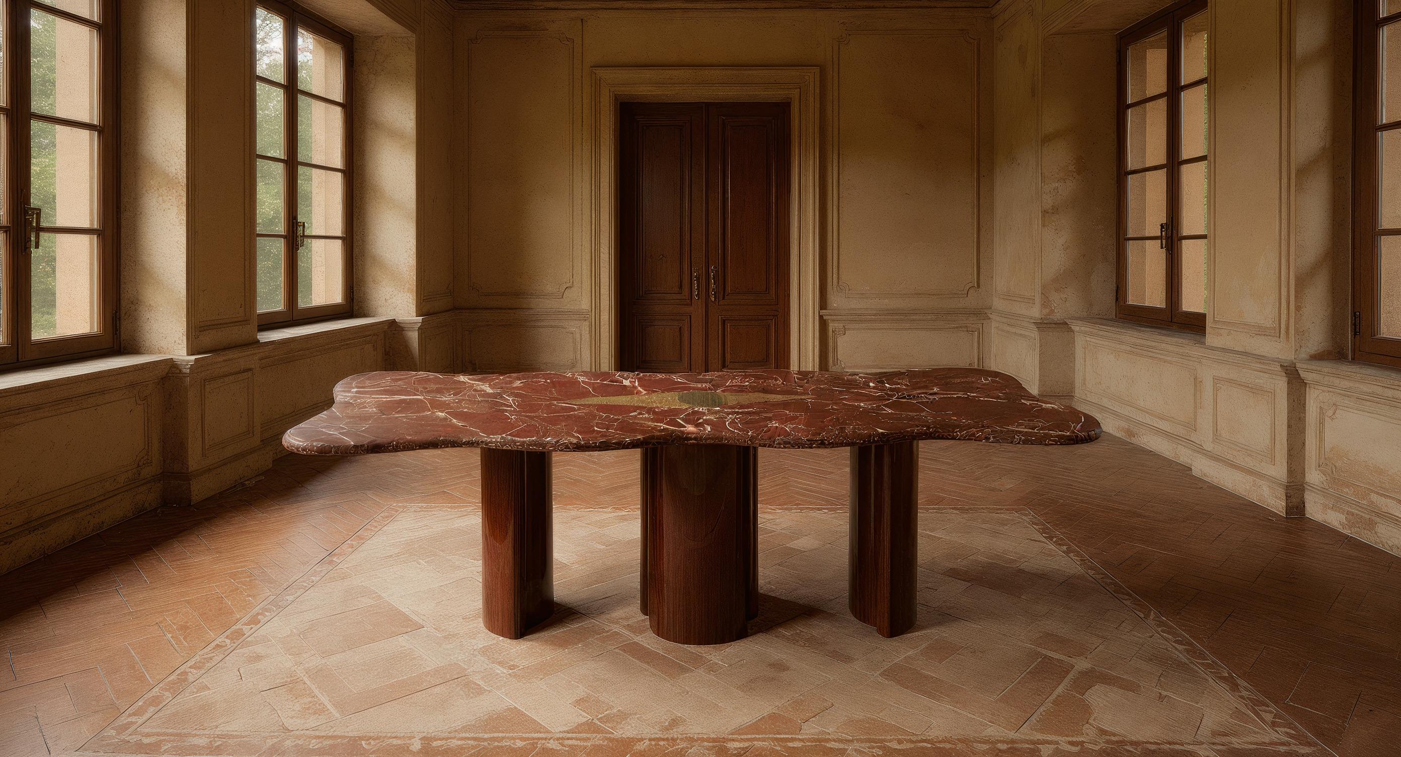 La Mesa de Comedor Nazar es una meditación sobre la quietud y la perspicacia, una pieza que trasciende la función e invita a la reflexión. Con su parte superior con incrustaciones de marquetería tradicional persa Khatam y apoyada en una base