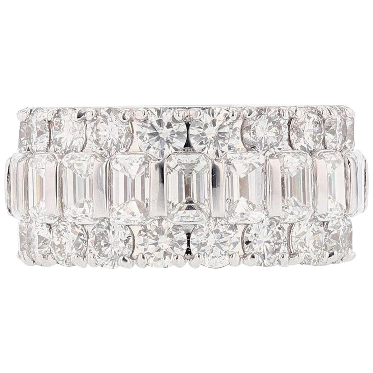 Nazarelle Anillo de oro blanco de 14 quilates con diamantes redondos y talla esmeralda de 9,54 quilates