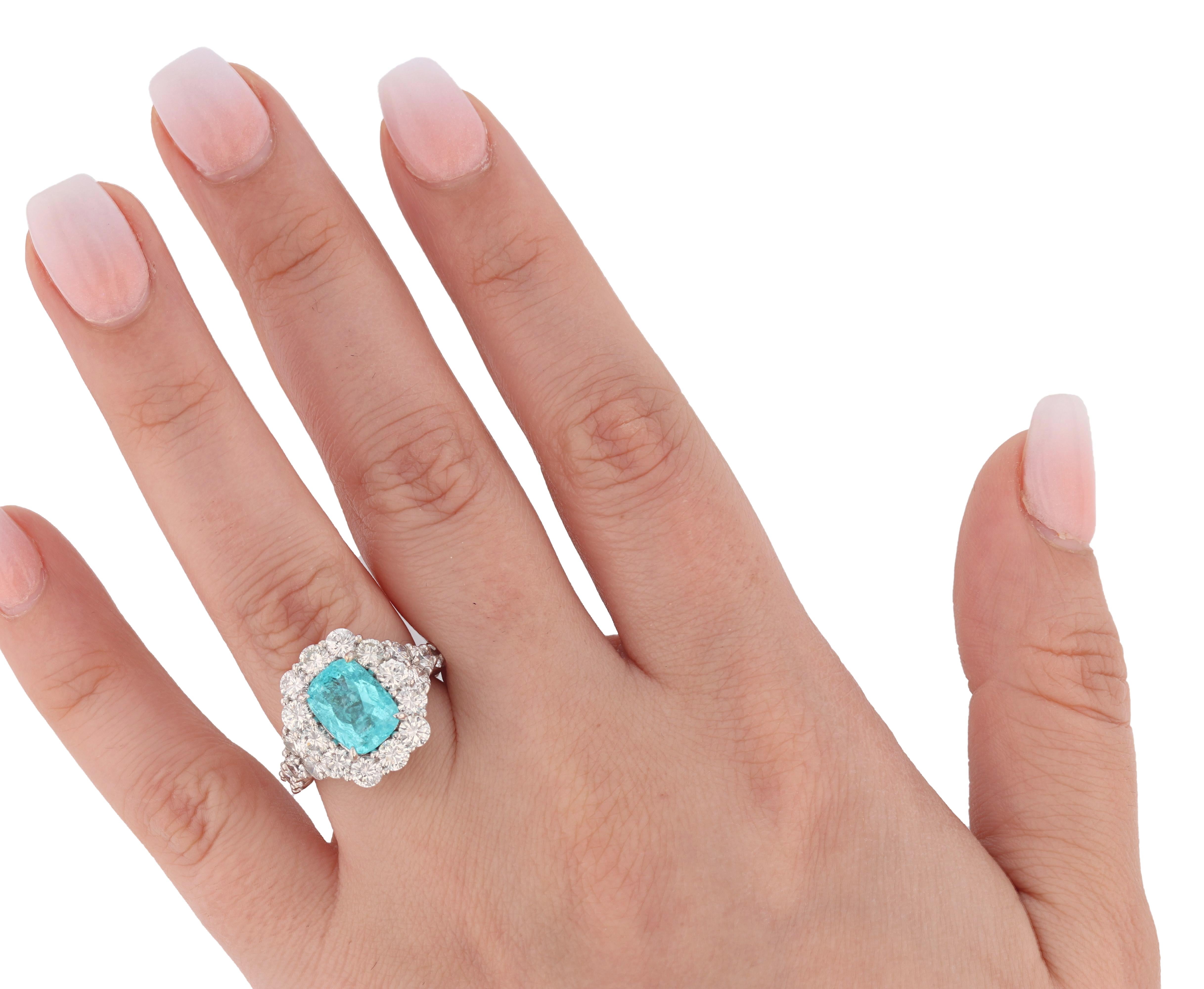 Anillo Nazarelle de oro blanco de 18 quilates, 2,51 quilates GIA de turmalina paraiba y diamantes en Nuevo estado para la venta en Houston, TX