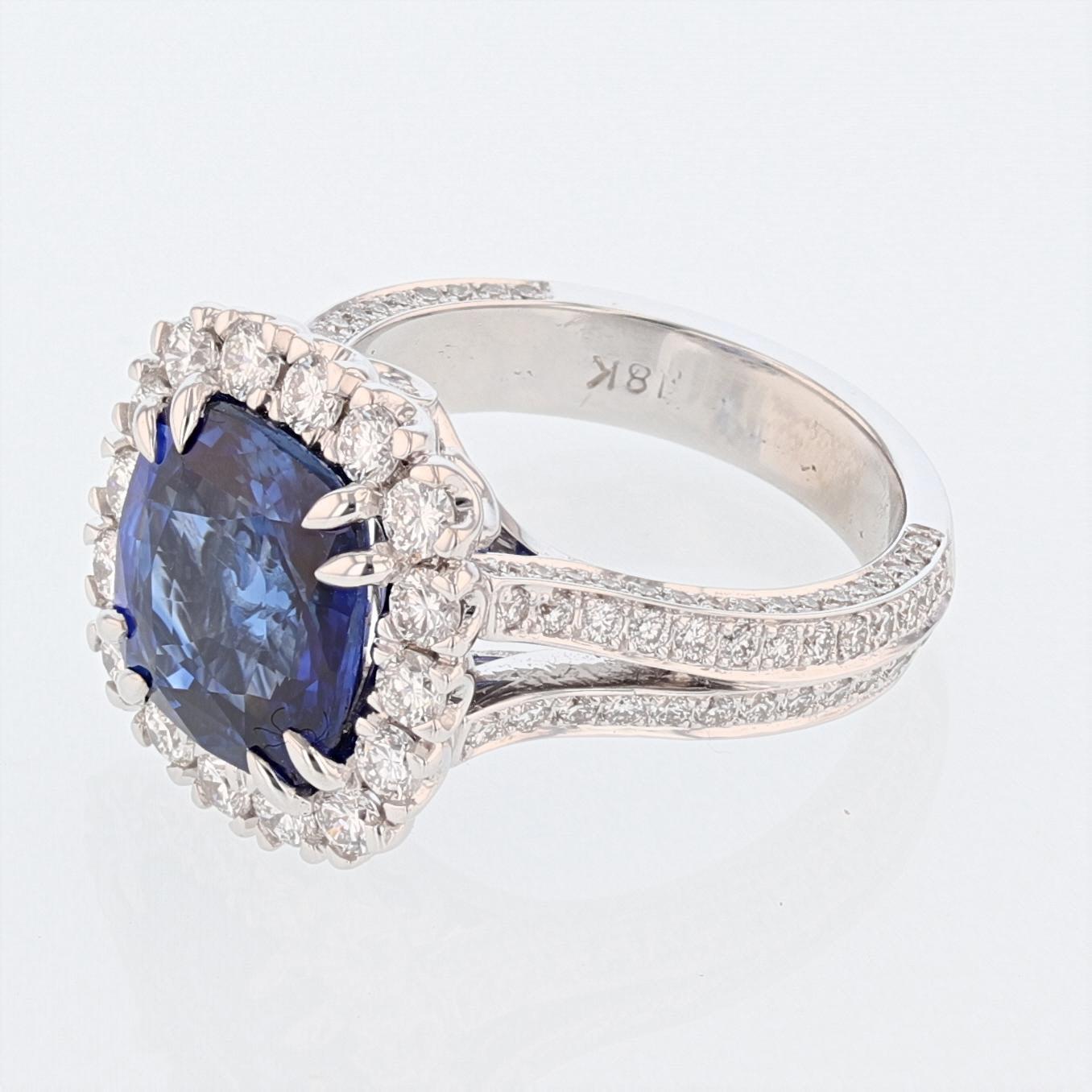 Nazarelle 18 Karat White Gold 5.06 Certified Cushion Sapphire and Diamond Ring In New Condition For Sale In Houston, TX