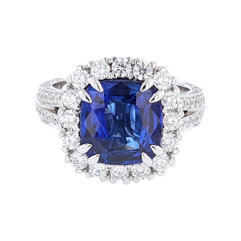 Nazarelle 18 Karat White Gold 5.06 Certified Cushion Sapphire and Diamond Ring For Sale