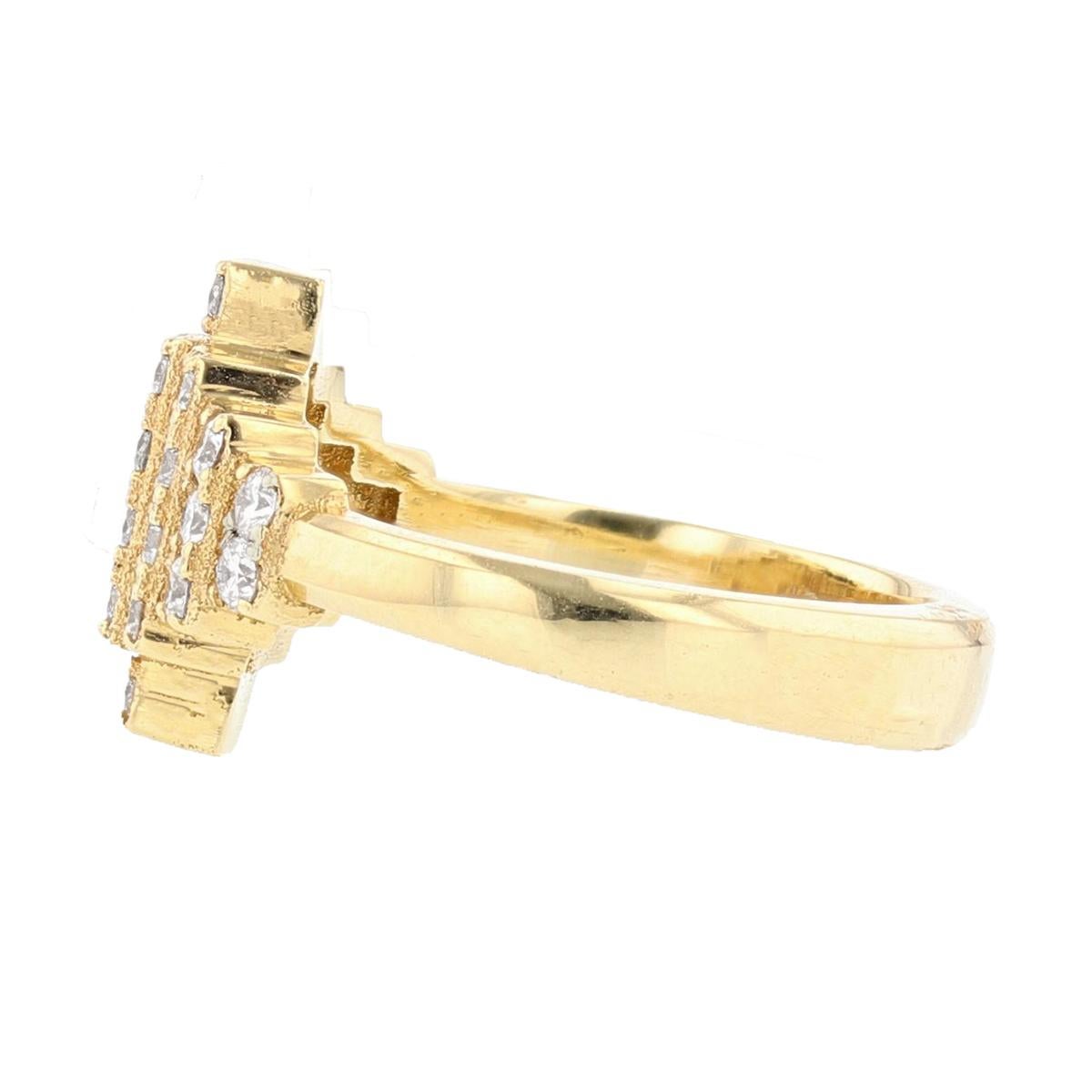 Contemporary Nazarelle 18 Karat Yellow Gold Diamond Ring For Sale