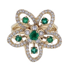 Anillo Flor de Esmeraldas y Diamantes Nazarelle de Oro Amarillo de 18 Kilates