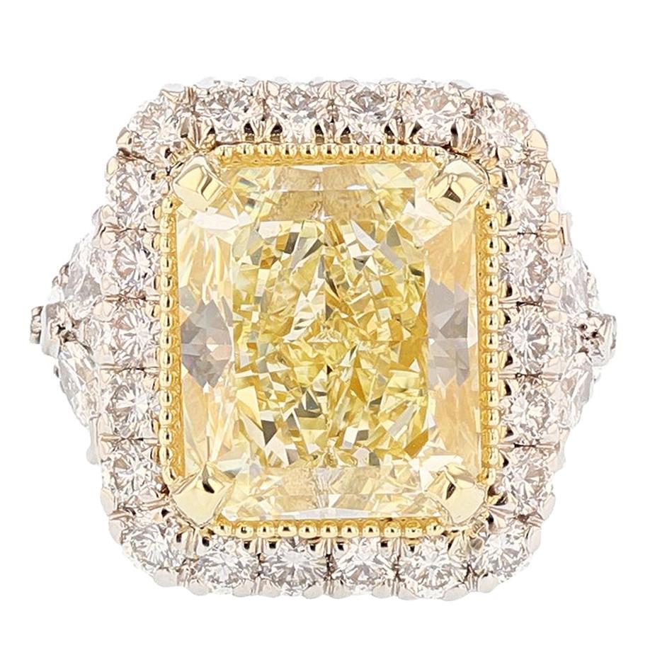Nazarelle 18K W/Y Gold GIA 10.42ct Fancy Light Yellow Radiant Cut Diamond Ring For Sale