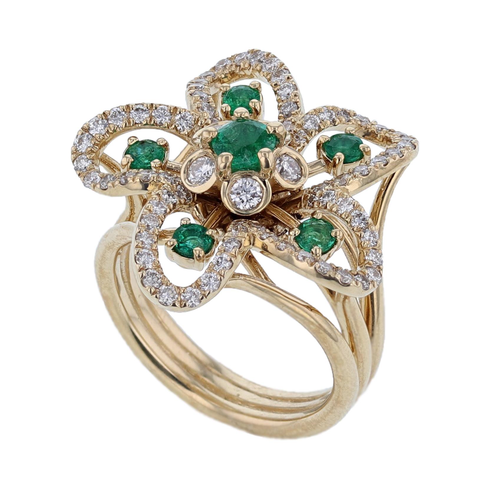 Round Cut Nazarelle 18 Karat Yellow Gold Emerald and Diamond Flower Ring For Sale