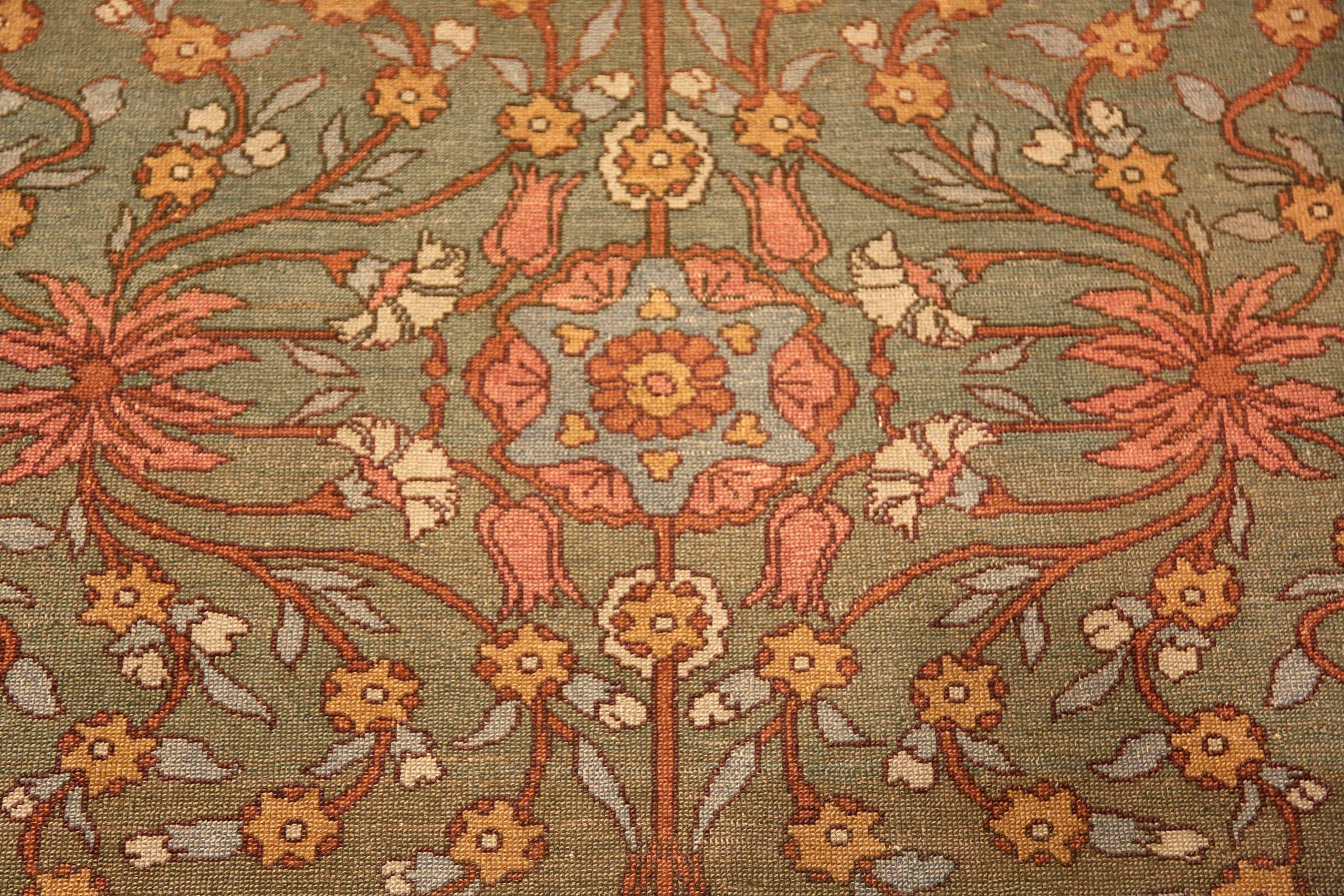 Antiker Teppich aus Jerusalem von Bezalel Art Schoo. 4' 9