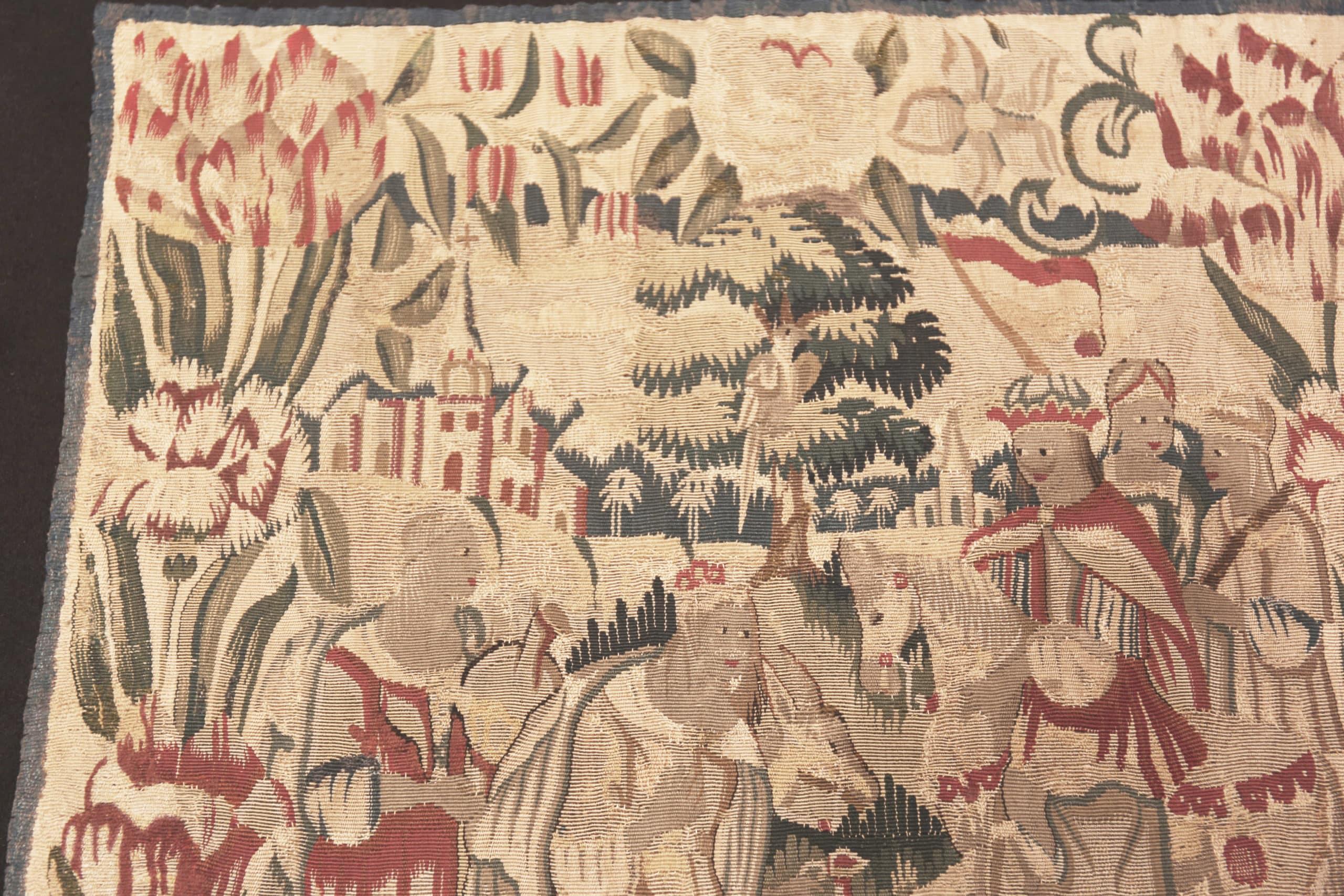 Antiker deutscher Wandteppich aus dem 17. Jahrhundert. 1 ft 8 in x 1 ft 8 in (Handgewebt) im Angebot