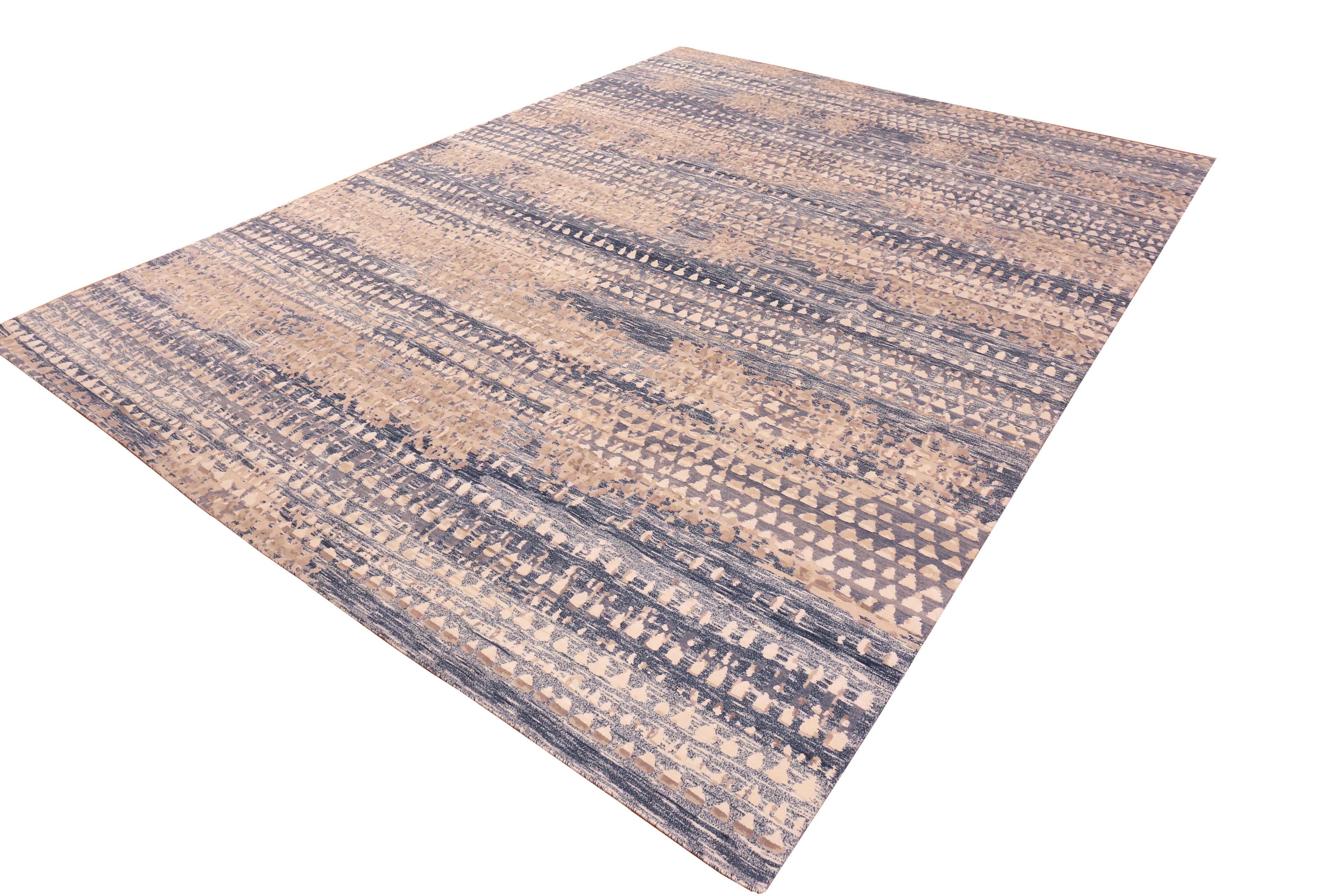 Nazmiyal Collection Abstract Blue Modern Boutique Area Rug 9 ft x 12 ft In New Condition In New York, NY