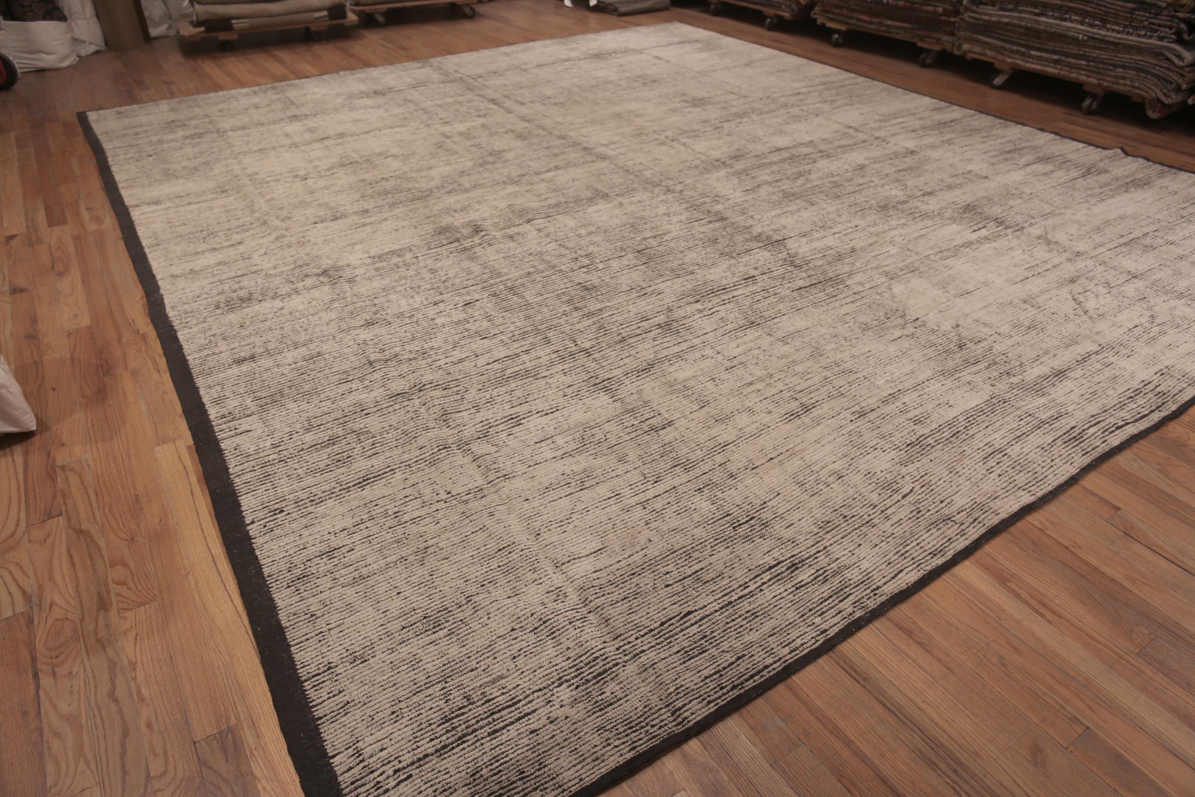 Hand-Knotted Nazmiyal Collection Abstract Minimalist Solid Cream Modern Rug 15'7