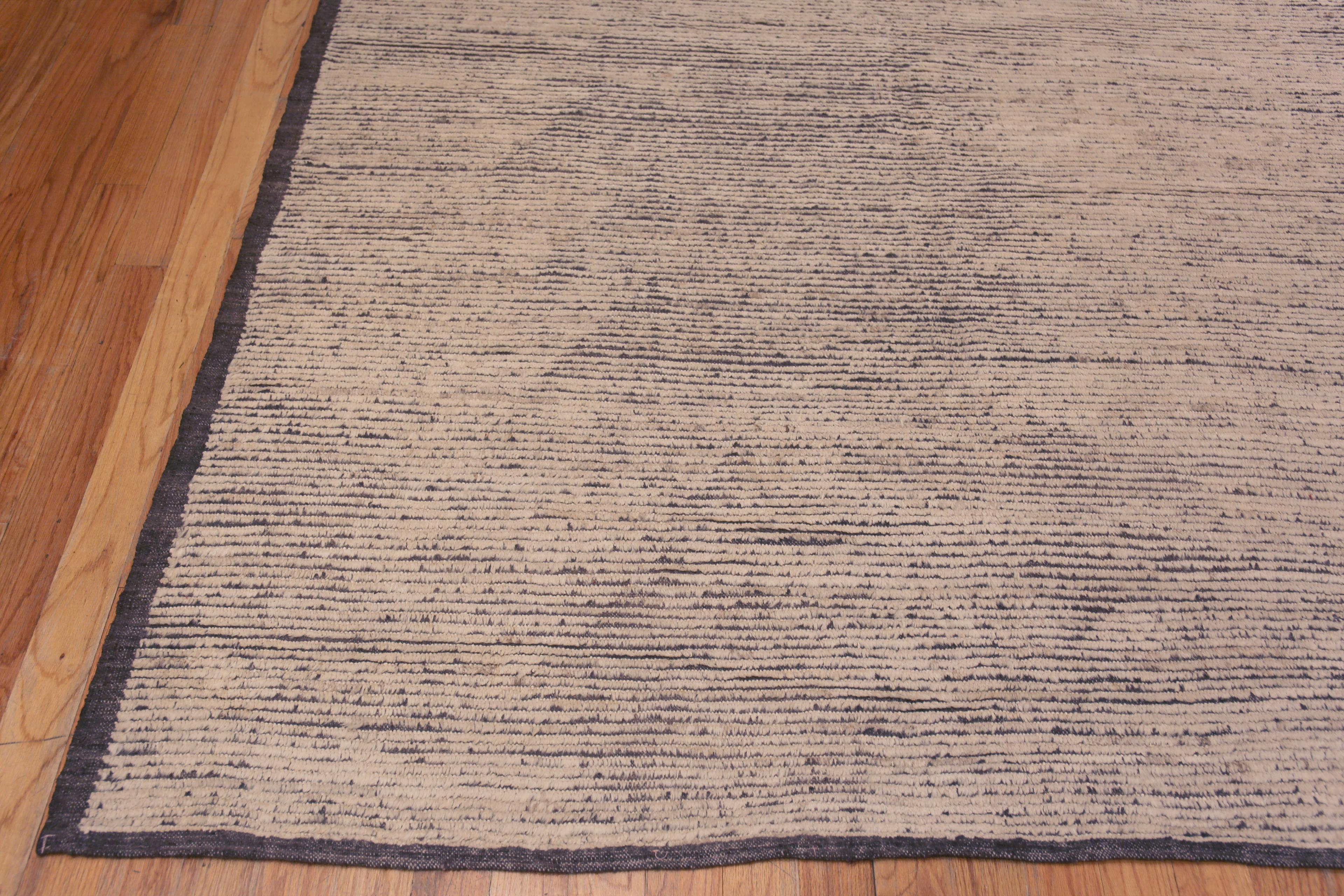 Nazmiyal Collection Abstract Modern Wool Pile Room Size Area Rug 12'3