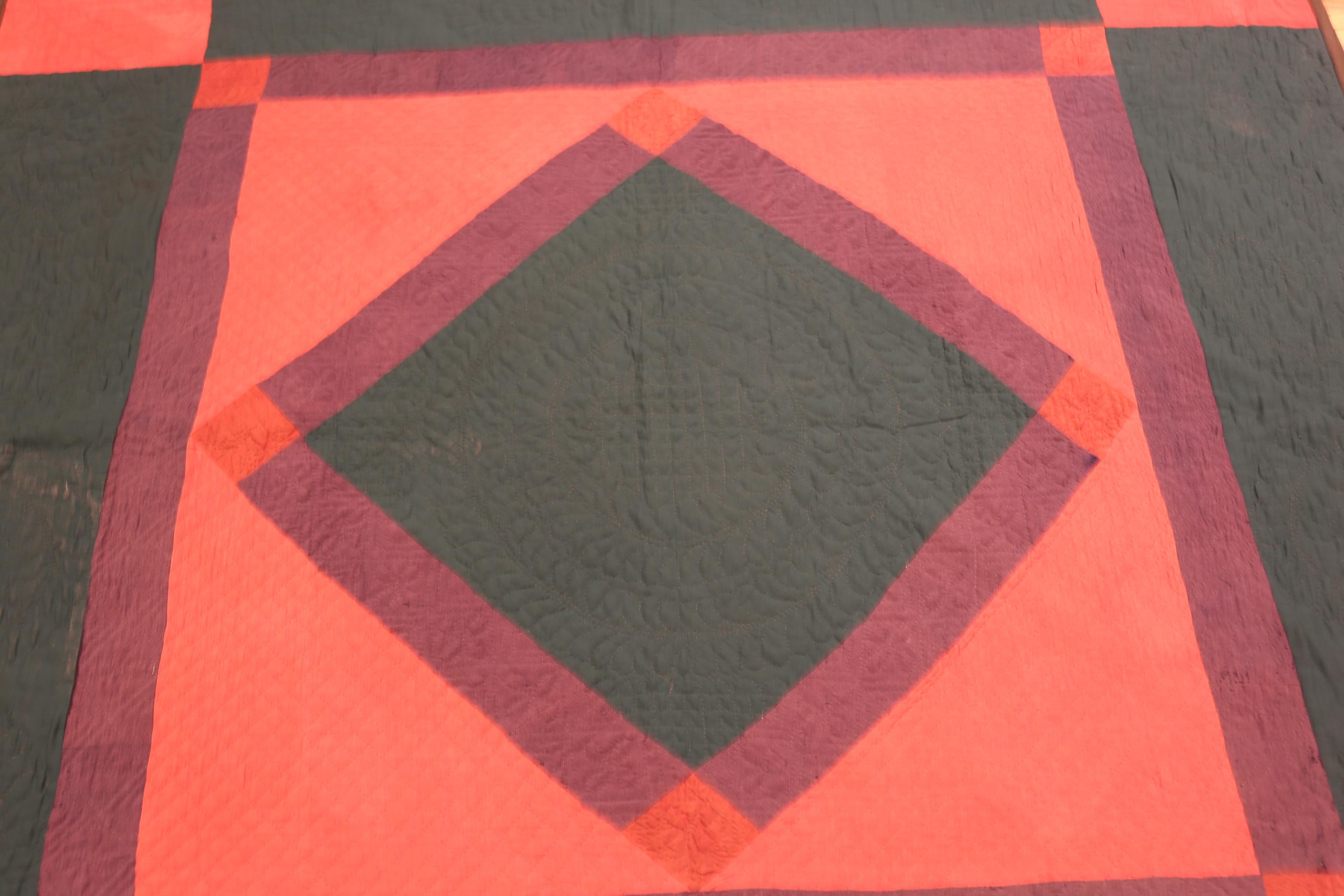 Nazmiyal Collection Antique American Amish Textile 5 ft 10 in x 6 ft For Sale 1