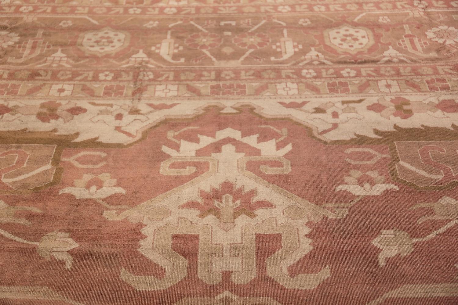 Indian Antique Amritsar Rug. Size: 14 ft 5 in x 18 ft 8 in  For Sale